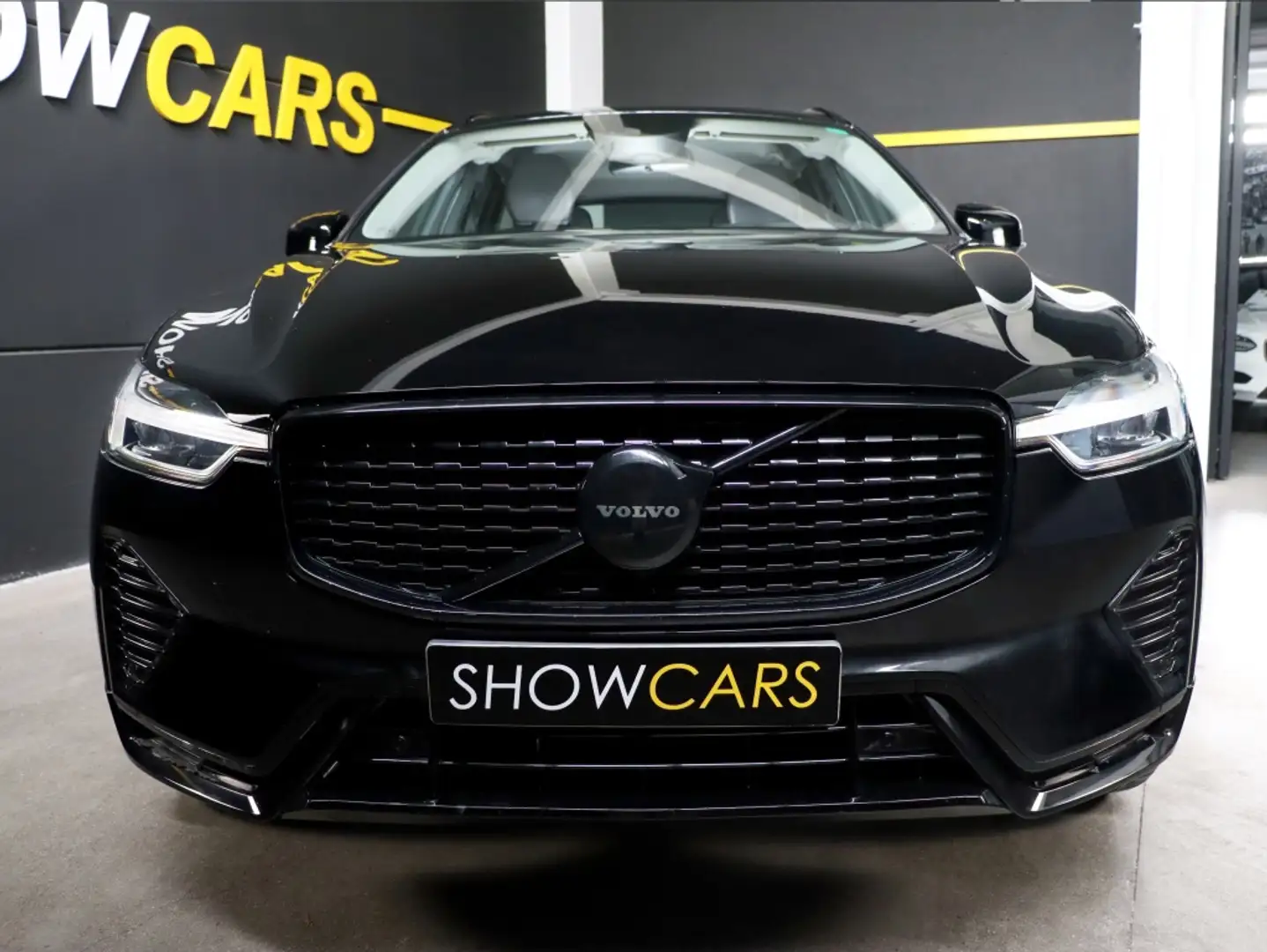 Volvo XC60 D3 R-Design Negro - 2