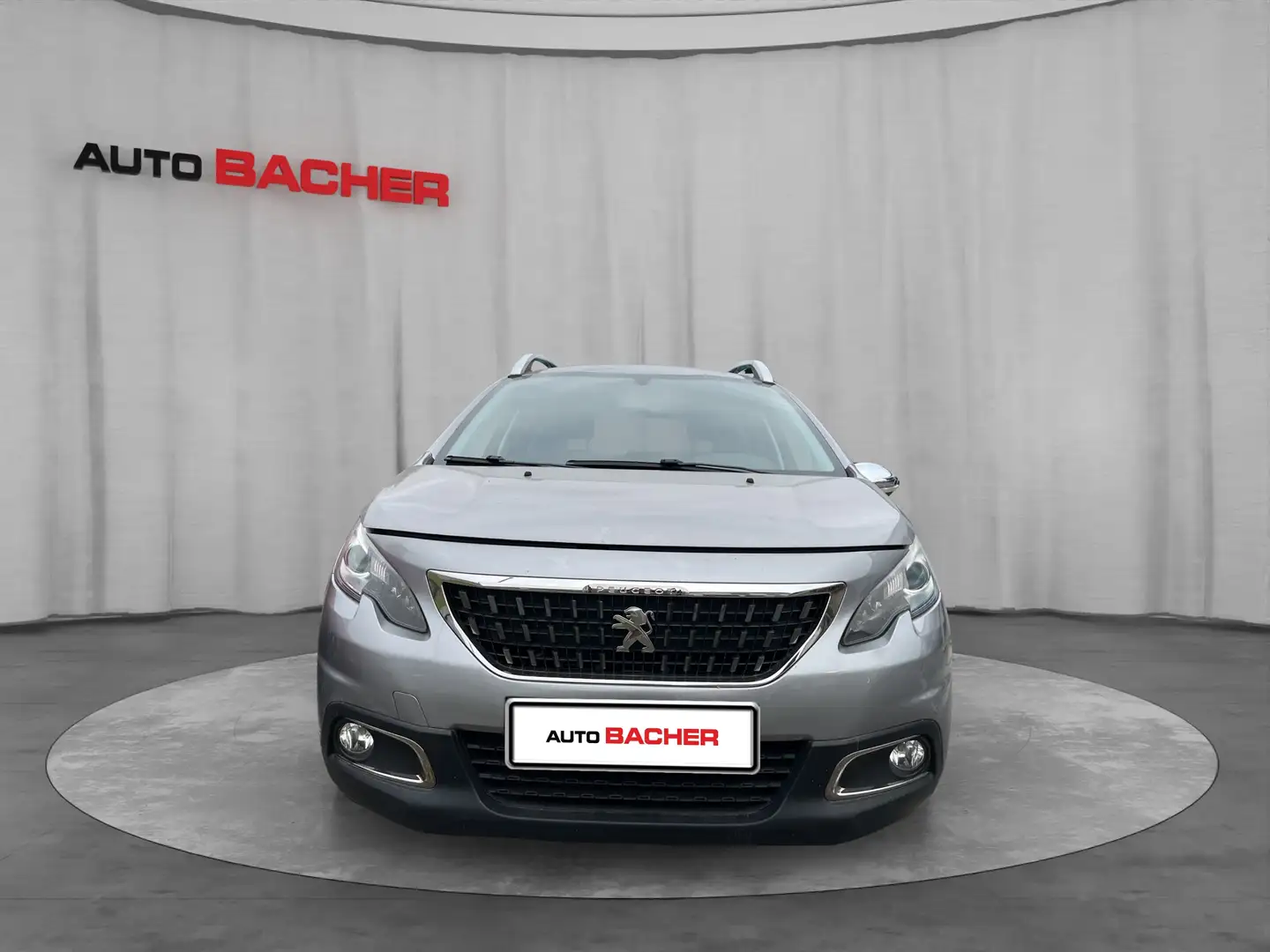 Peugeot 2008 1,5 BlueHDi 100 Style S&S Gris - 2