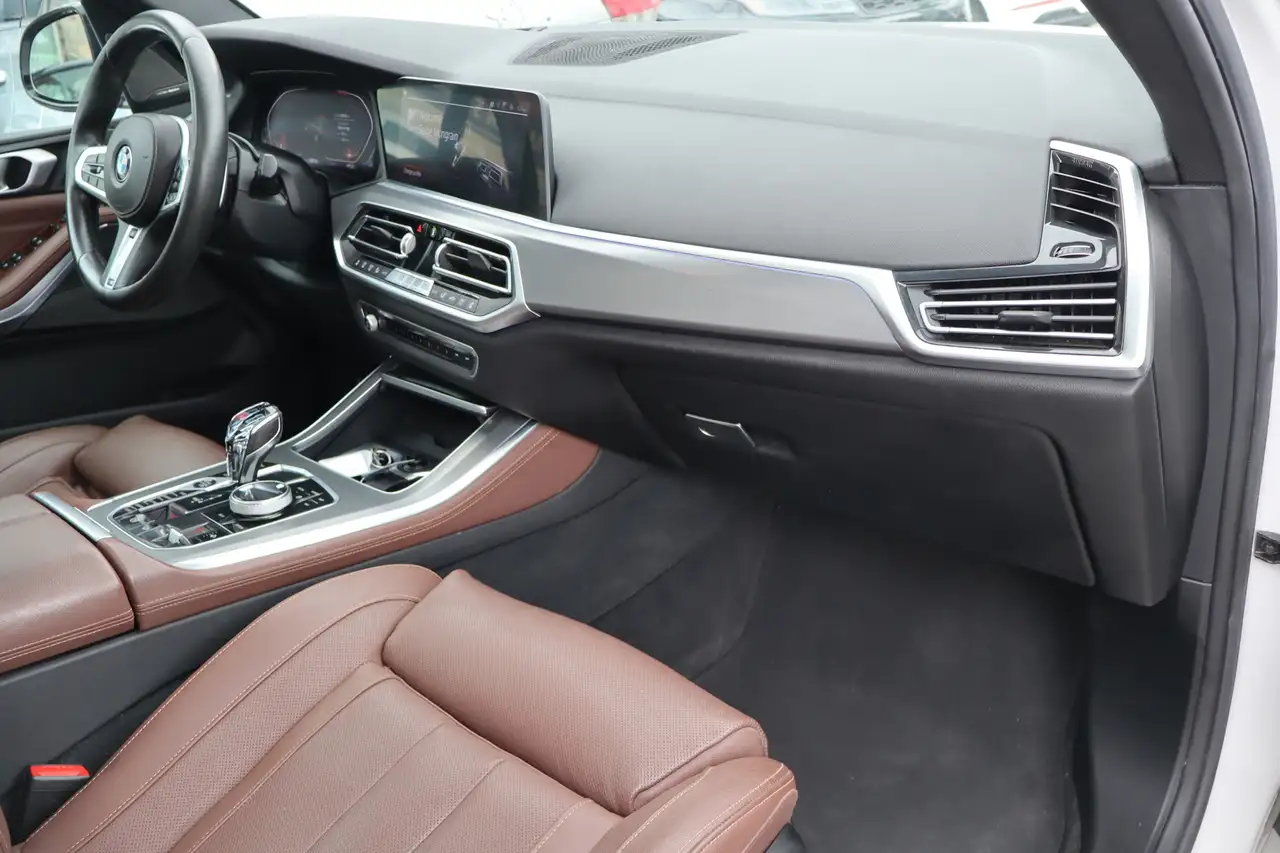 BMW X5 снимка BMW X5