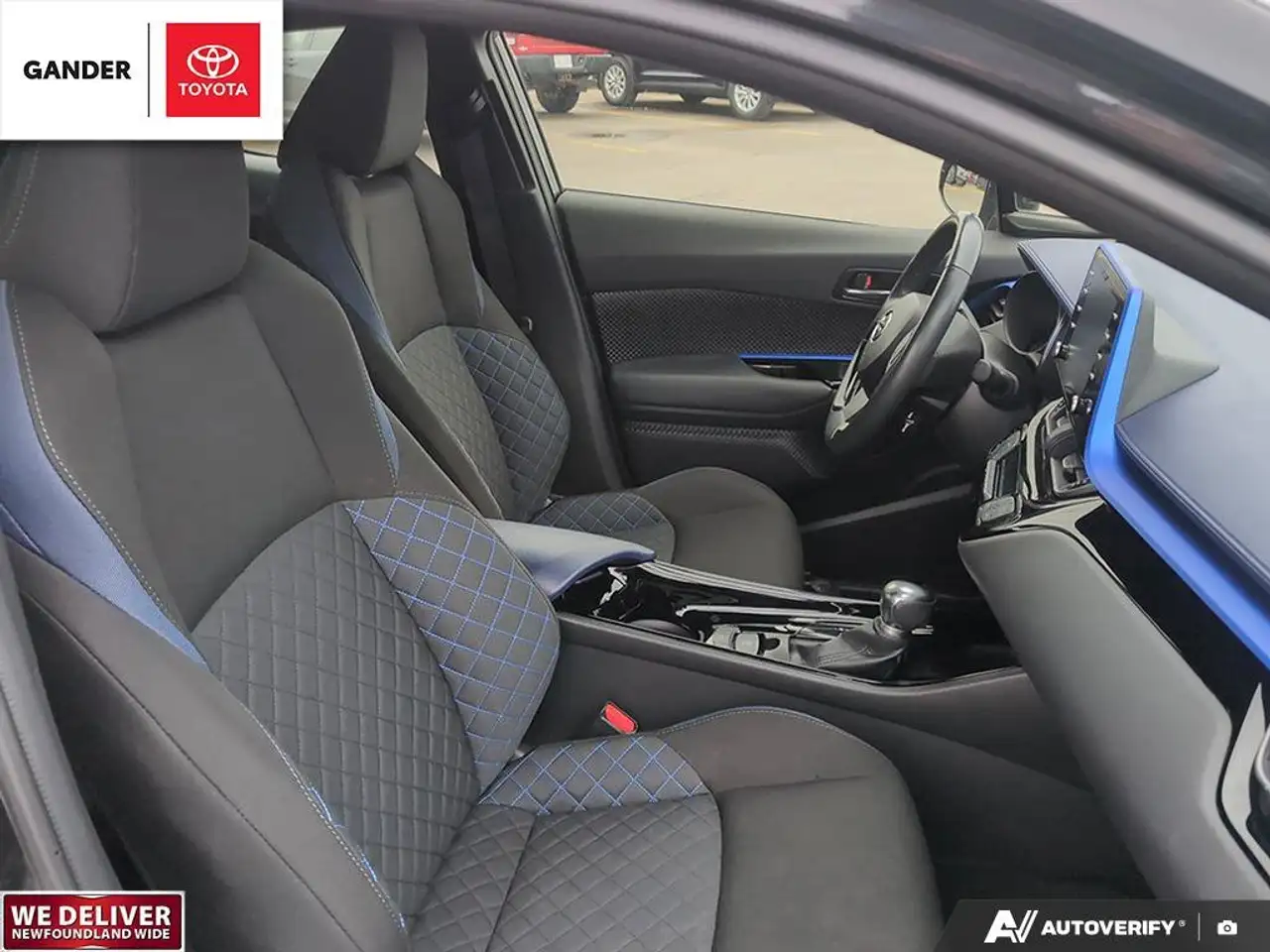 Toyota C-HR снимка Toyota C-HR