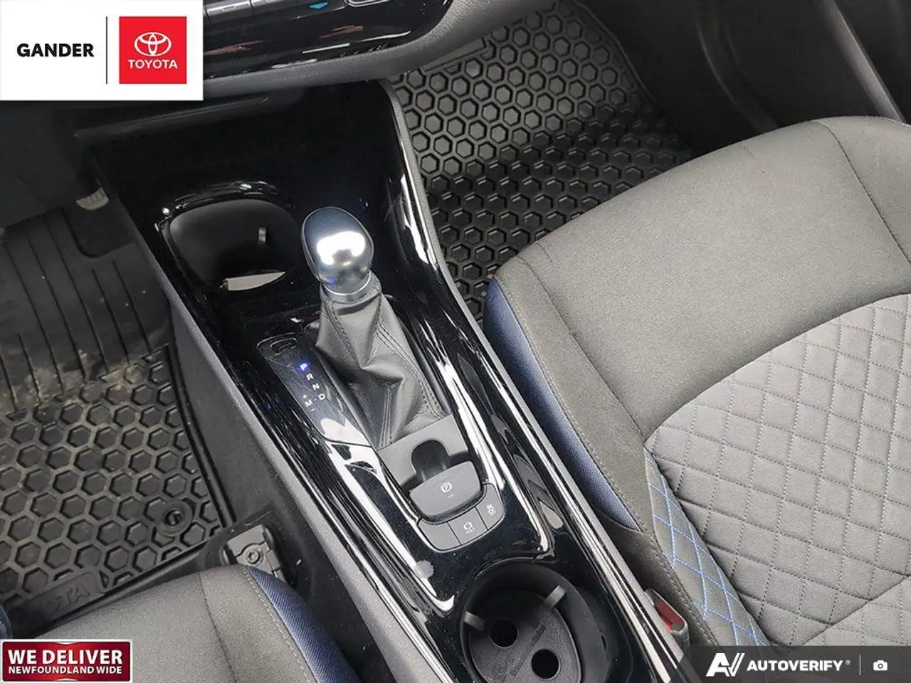 Toyota C-HR снимка Toyota C-HR