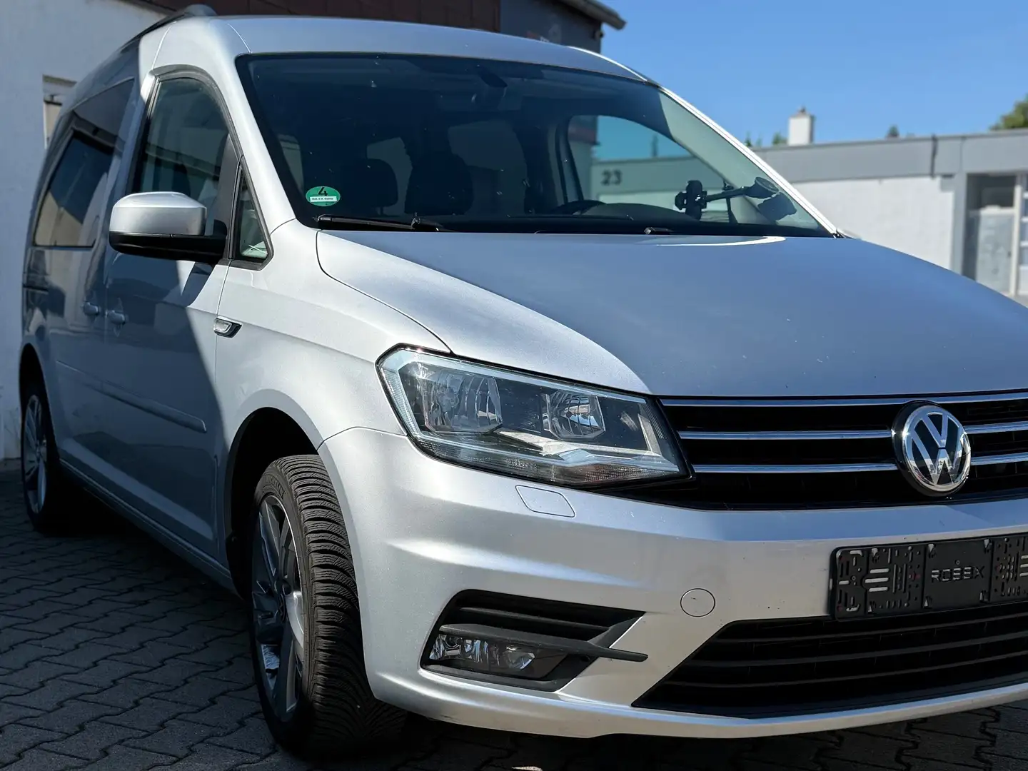 Volkswagen Caddy Caddy TDI BMT 2.0 TDI (5-Si.) Generation Four Silber - 2