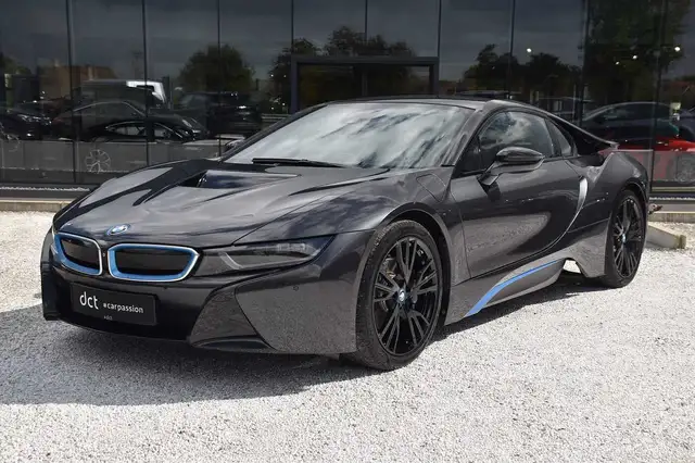 BMW i8 Coupé HUD Harman Kardon LED