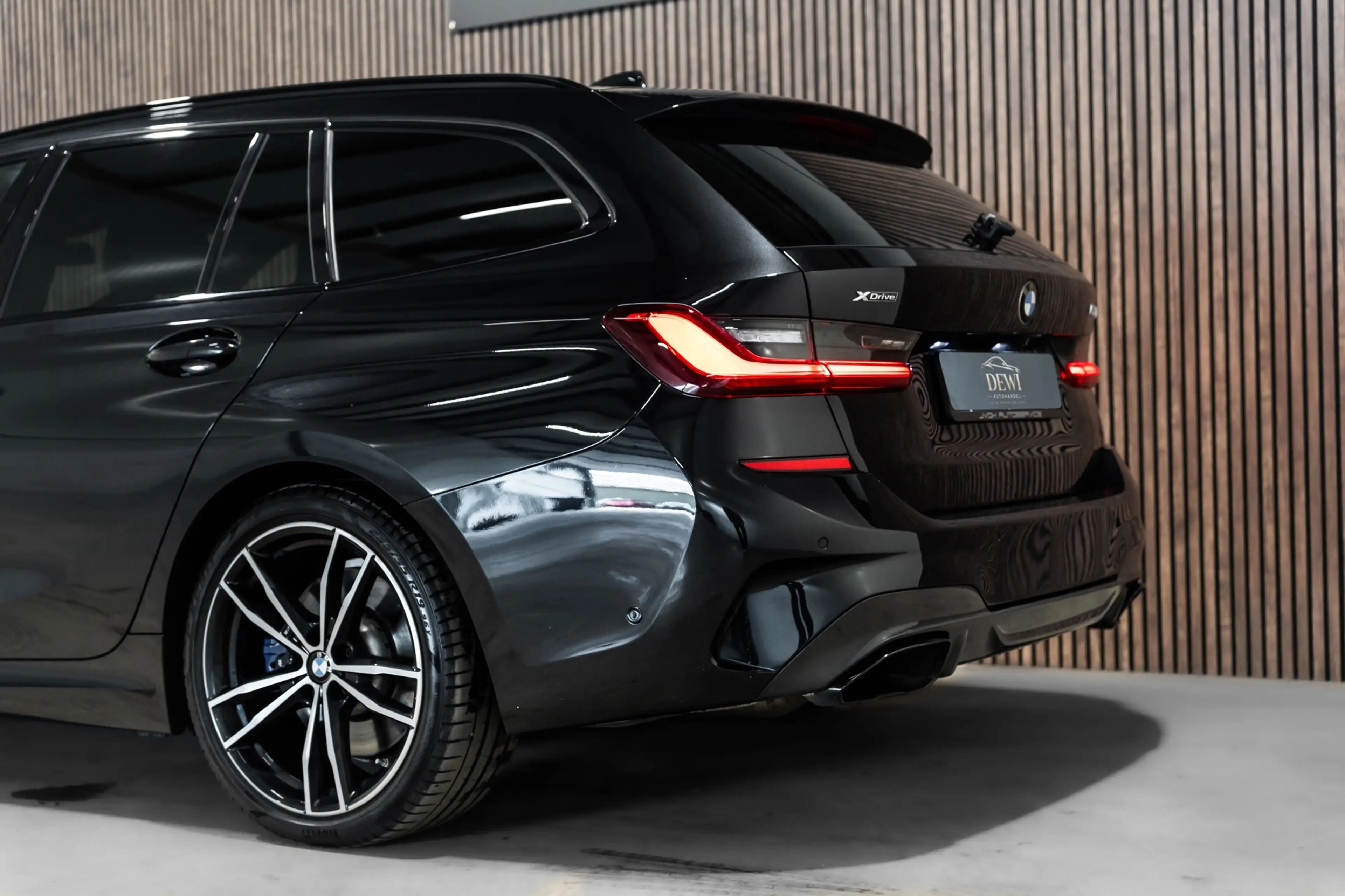 BMW 340 3-serie Touring M340d xDrive High Executive Pano L — photo 9