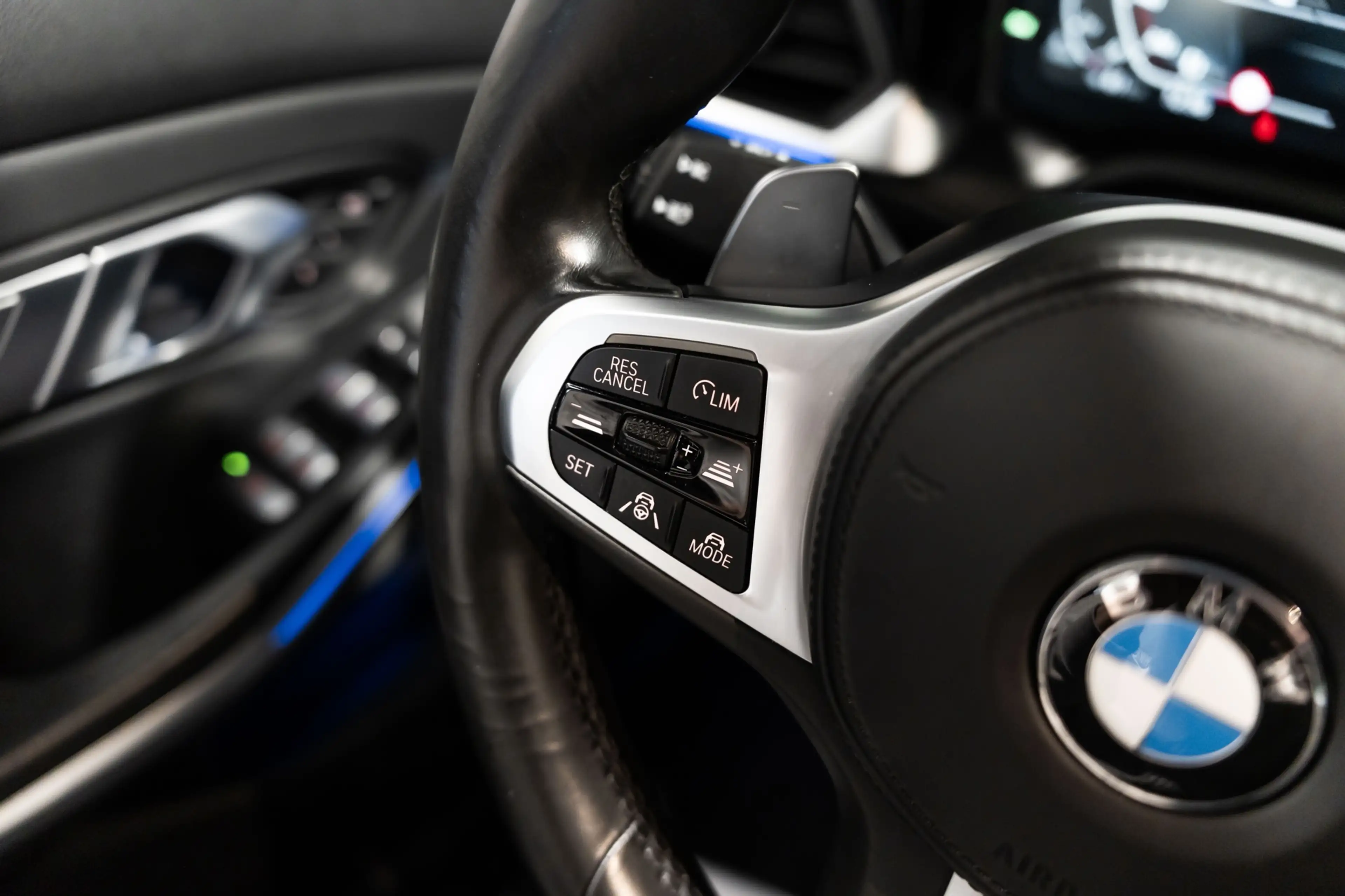 BMW 340 3-serie Touring M340d xDrive High Executive Pano L — photo 13