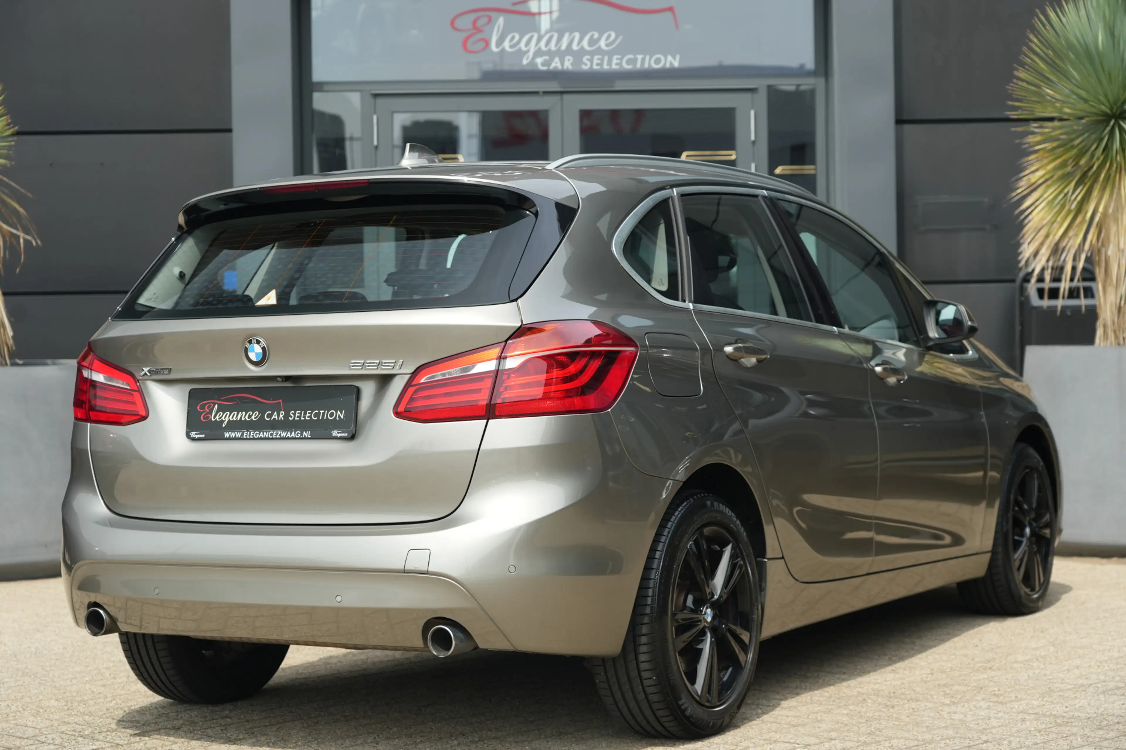 BMW 225 2-serie Active Tourer 225i xDrive High Executive 2 — photo 2