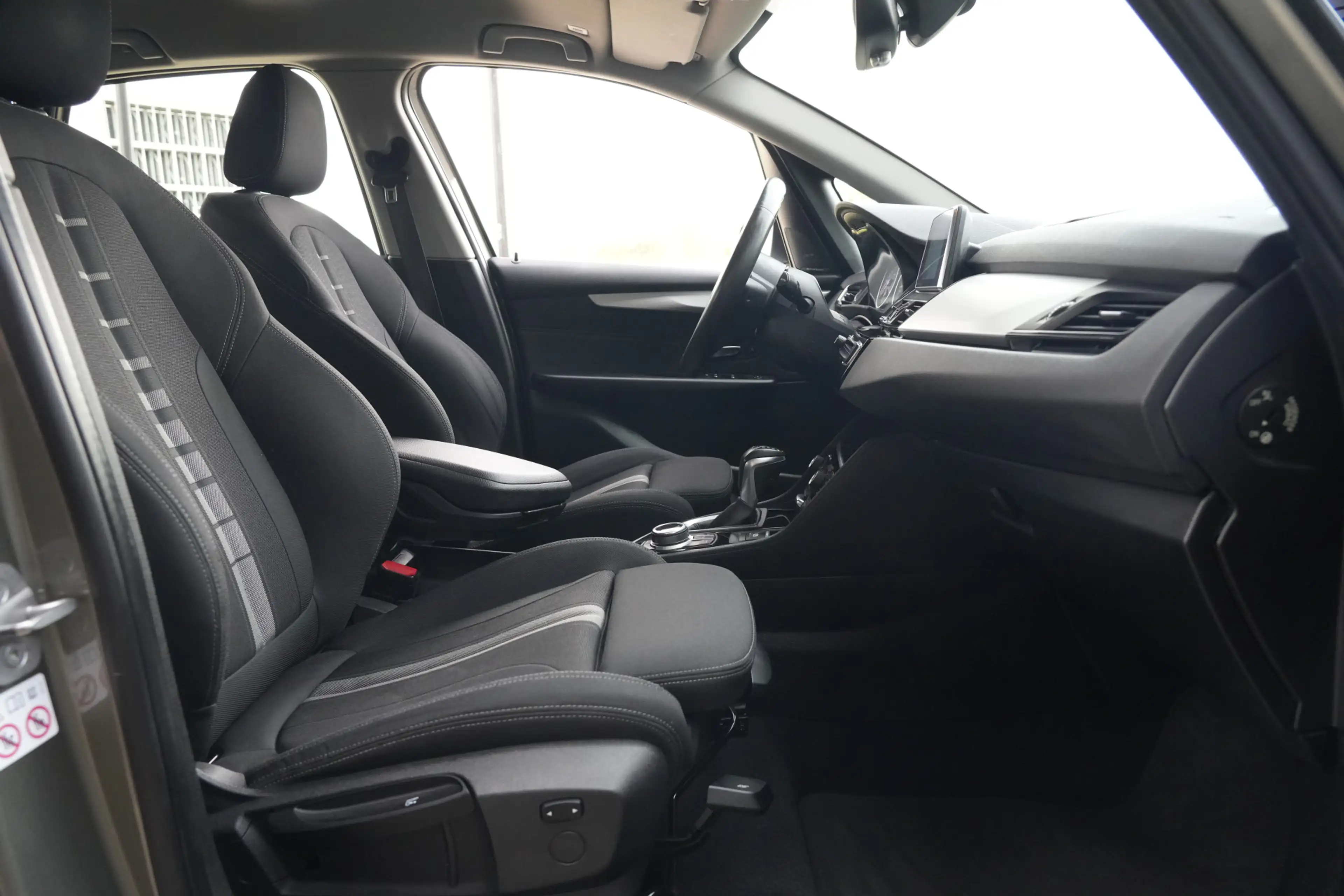 BMW 225 2-serie Active Tourer 225i xDrive High Executive 2 — photo 9