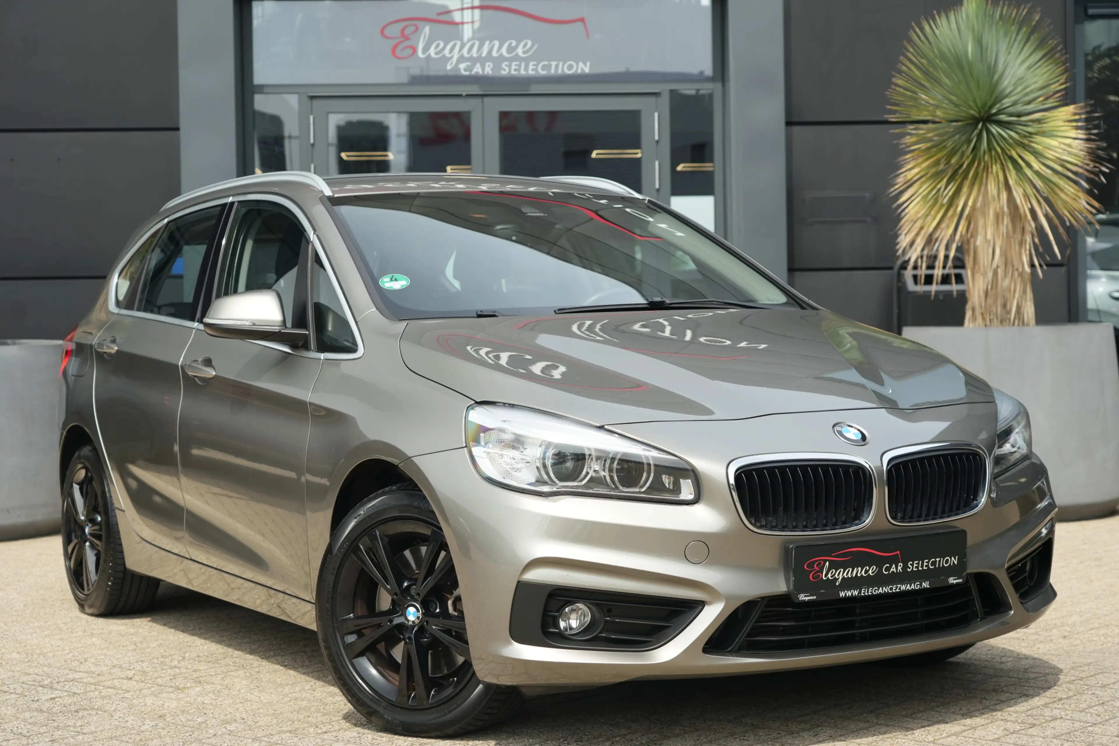 BMW 225 2-serie Active Tourer 225i xDrive High Executive 2 — photo 8