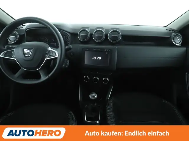 Dacia Duster view 12