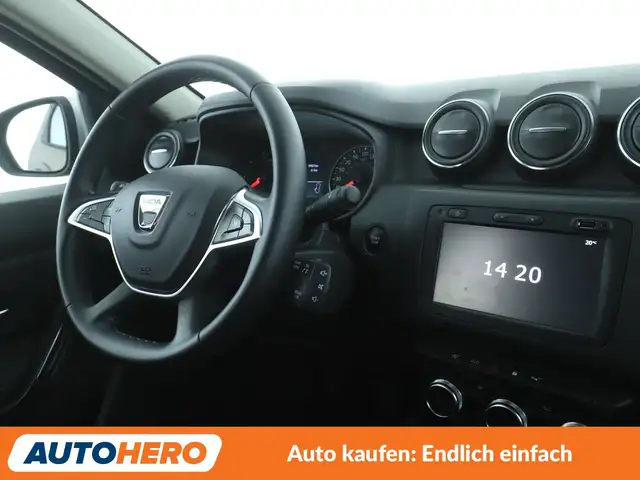 Dacia Duster view 13