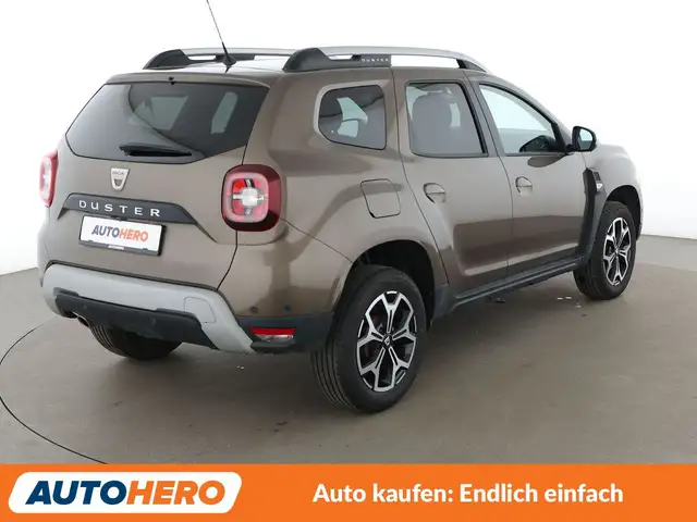 Dacia Duster view 6