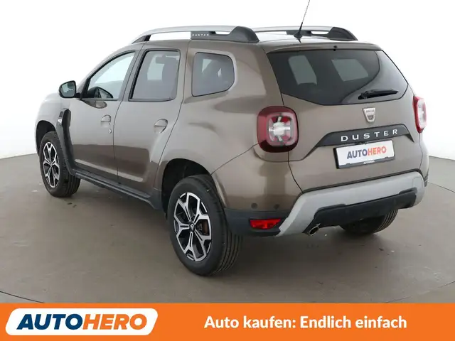 Dacia Duster view 4