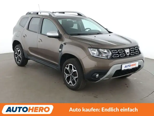 Dacia Duster view 8