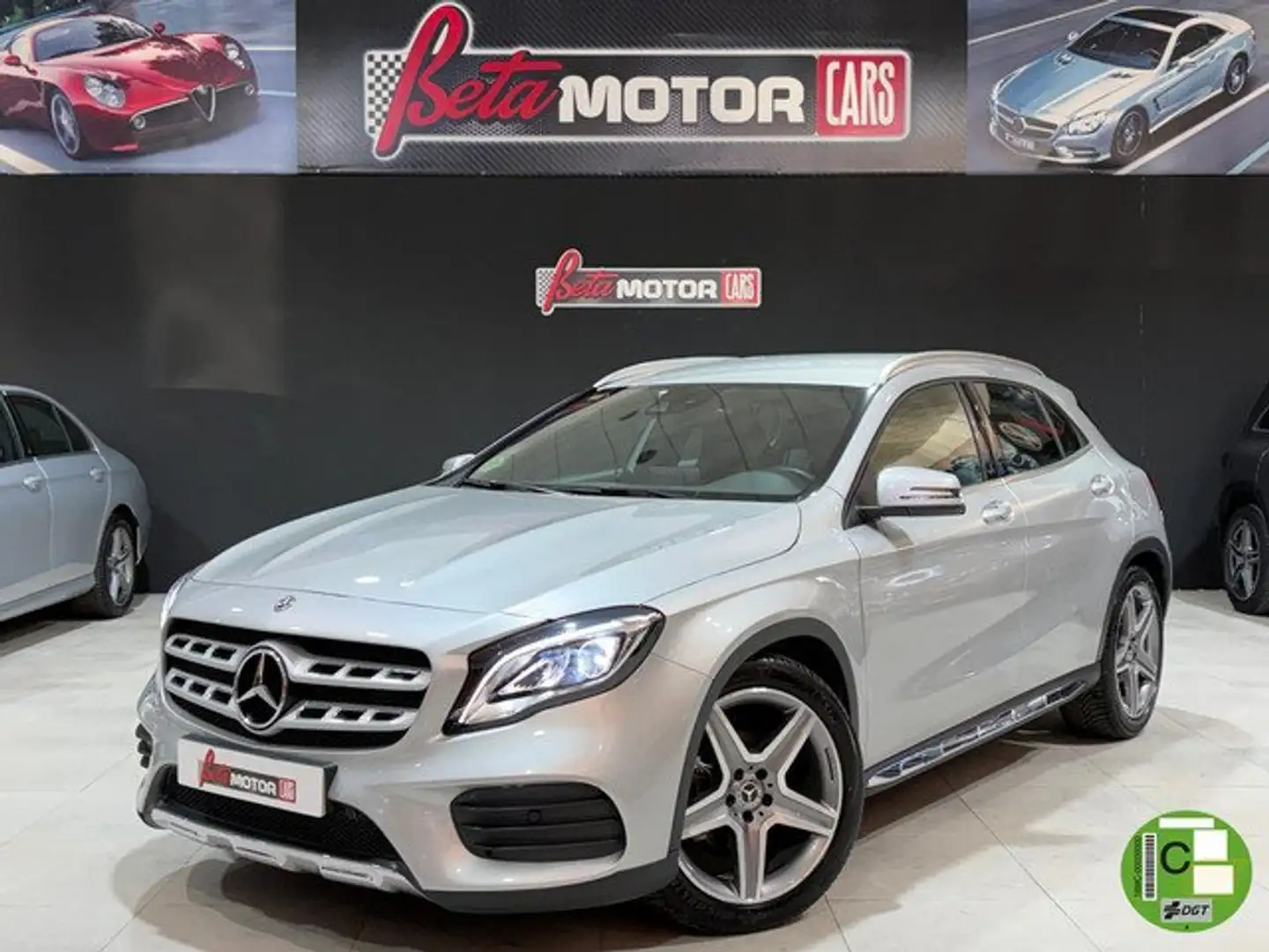 Mercedes-Benz GLA 200 200d Gris - 1