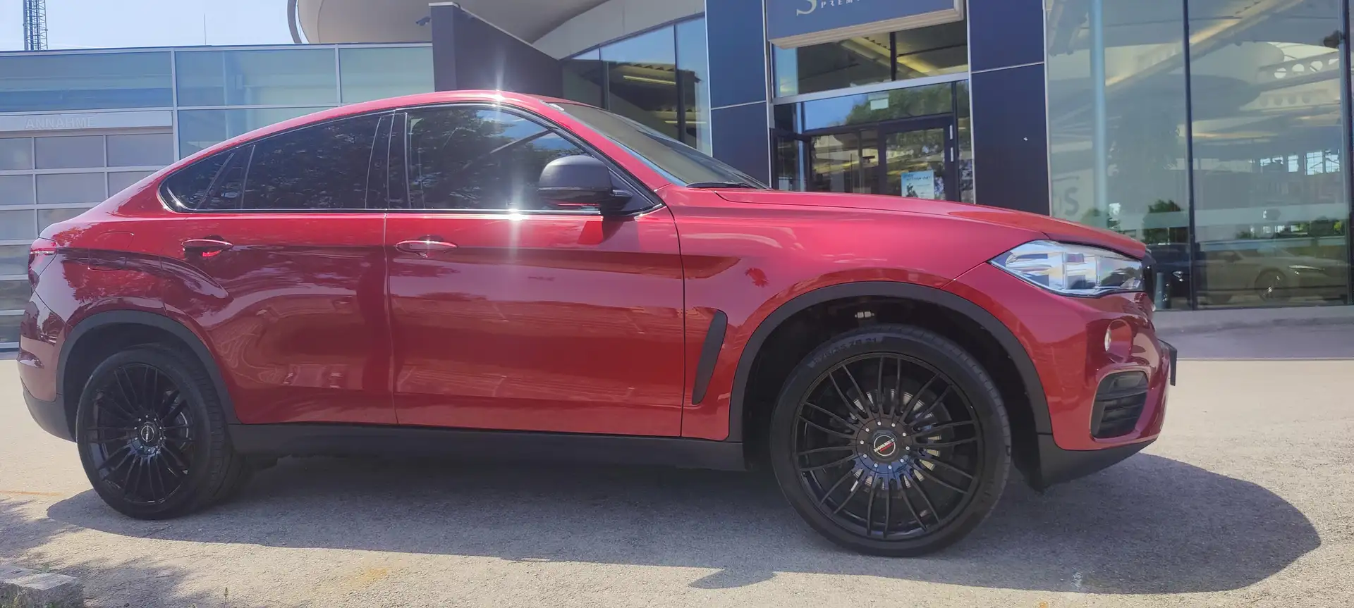 BMW X6 X6 xDrive30d Sport Activity Coupé Aut. Sport Activity Rot - 2