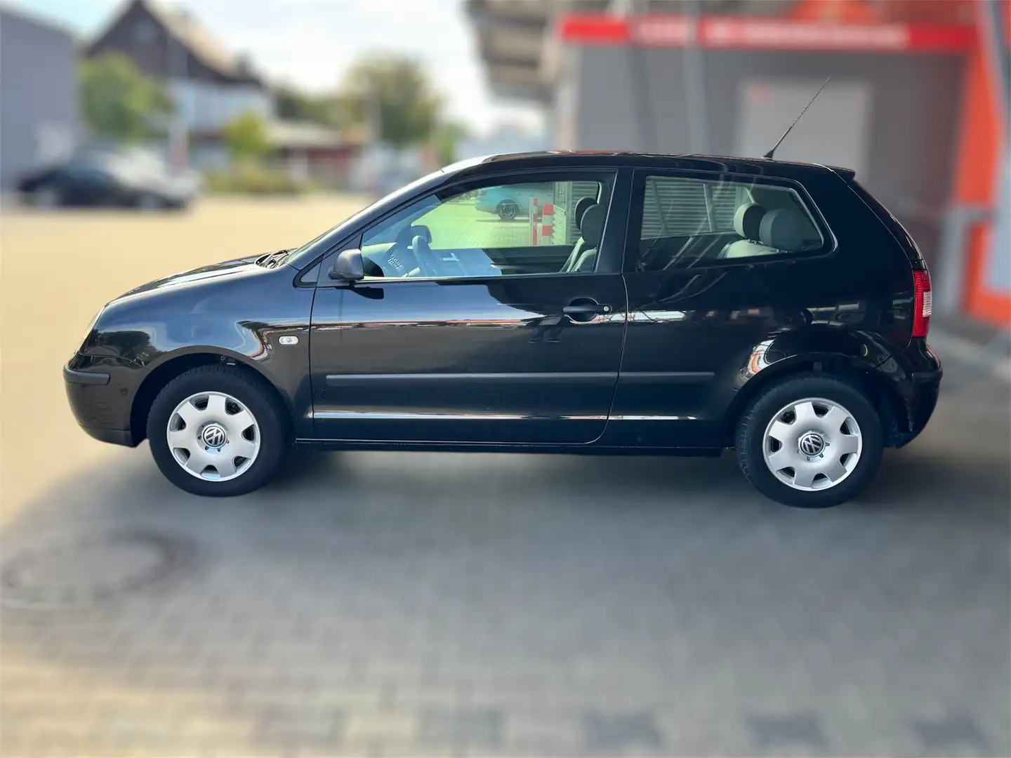 Volkswagen Polo Polo IV  3-Türer 1.2 Comfortline *TÜV NEU* Schwarz - 2