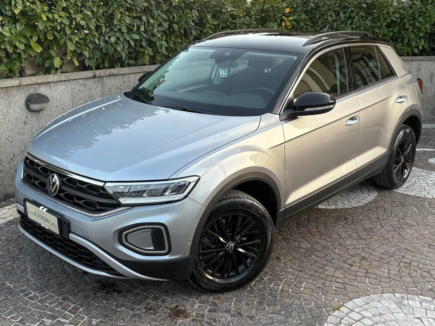 Volkswagen T-Roc 2.0 tdi Life 150cv dsg Grigio - 1