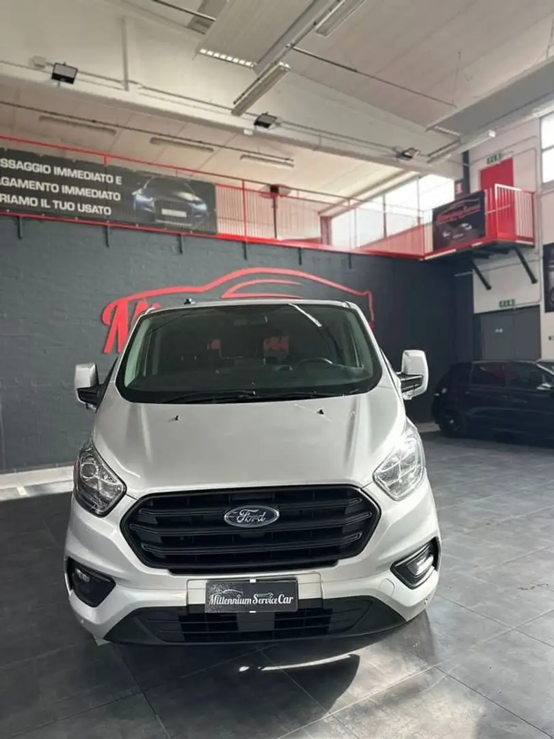Ford Transit Custom 320 2.0 EcoBlue Hybrid 130 PC Combi Trend Grigio - 1