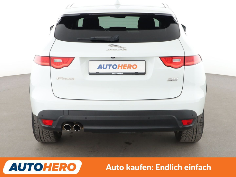 Jaguar F-Pace 20d Pure AWD Aut.*NAV*TEMPO*CAM*PDC*SHZ*AHK* — photo 5