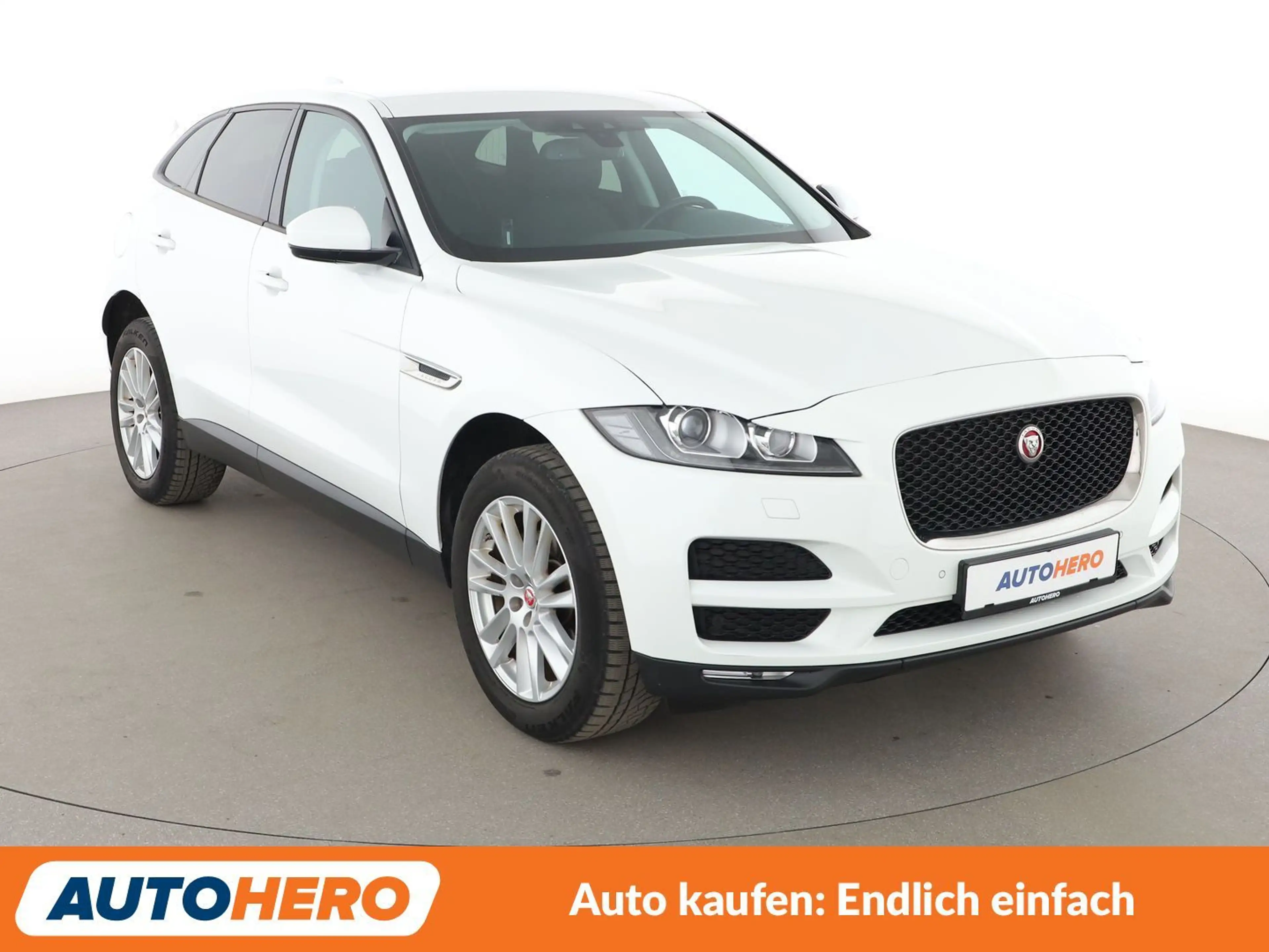 Jaguar F-Pace 20d Pure AWD Aut.*NAV*TEMPO*CAM*PDC*SHZ*AHK* — photo 8