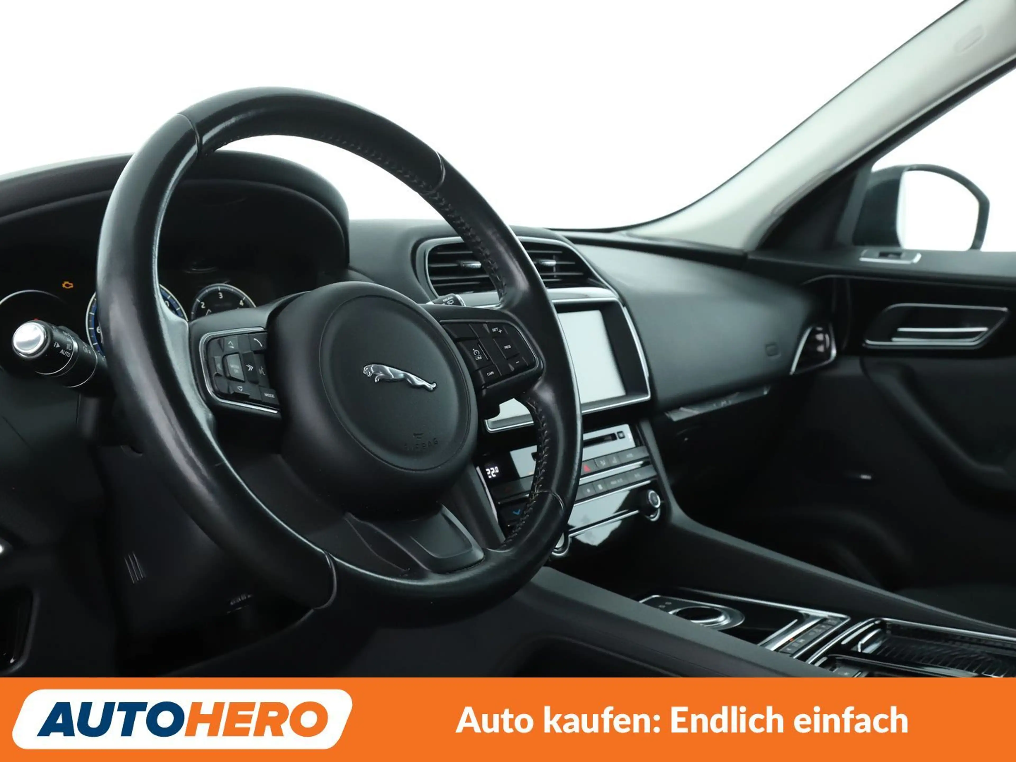 Jaguar F-Pace 20d Pure AWD Aut.*NAV*TEMPO*CAM*PDC*SHZ*AHK* — photo 11
