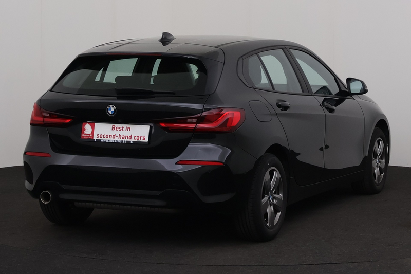 BMW 118 iA + GPS + CARPLAY + CAMERA + PDC + CRUISE(ACC) + — photo 3