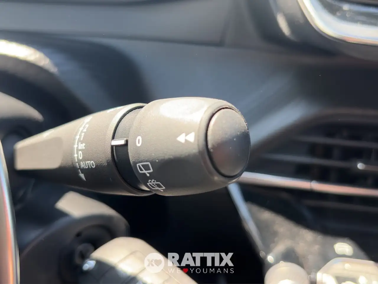 Peugeot 2008 1.2 puretech 130CV Allure eat8, миниатюра 12