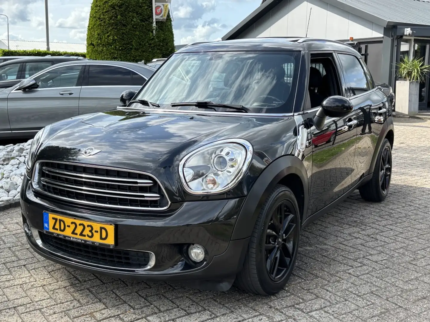MINI Cooper D Countryman 1.6D Chili 2017 Panodak Xenon Zwart - 1