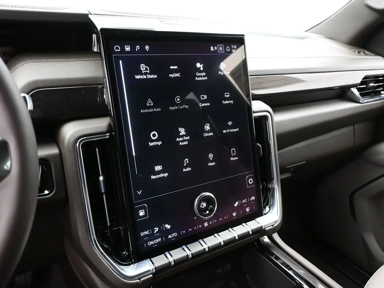 GMC Yukon снимка GMC Yukon