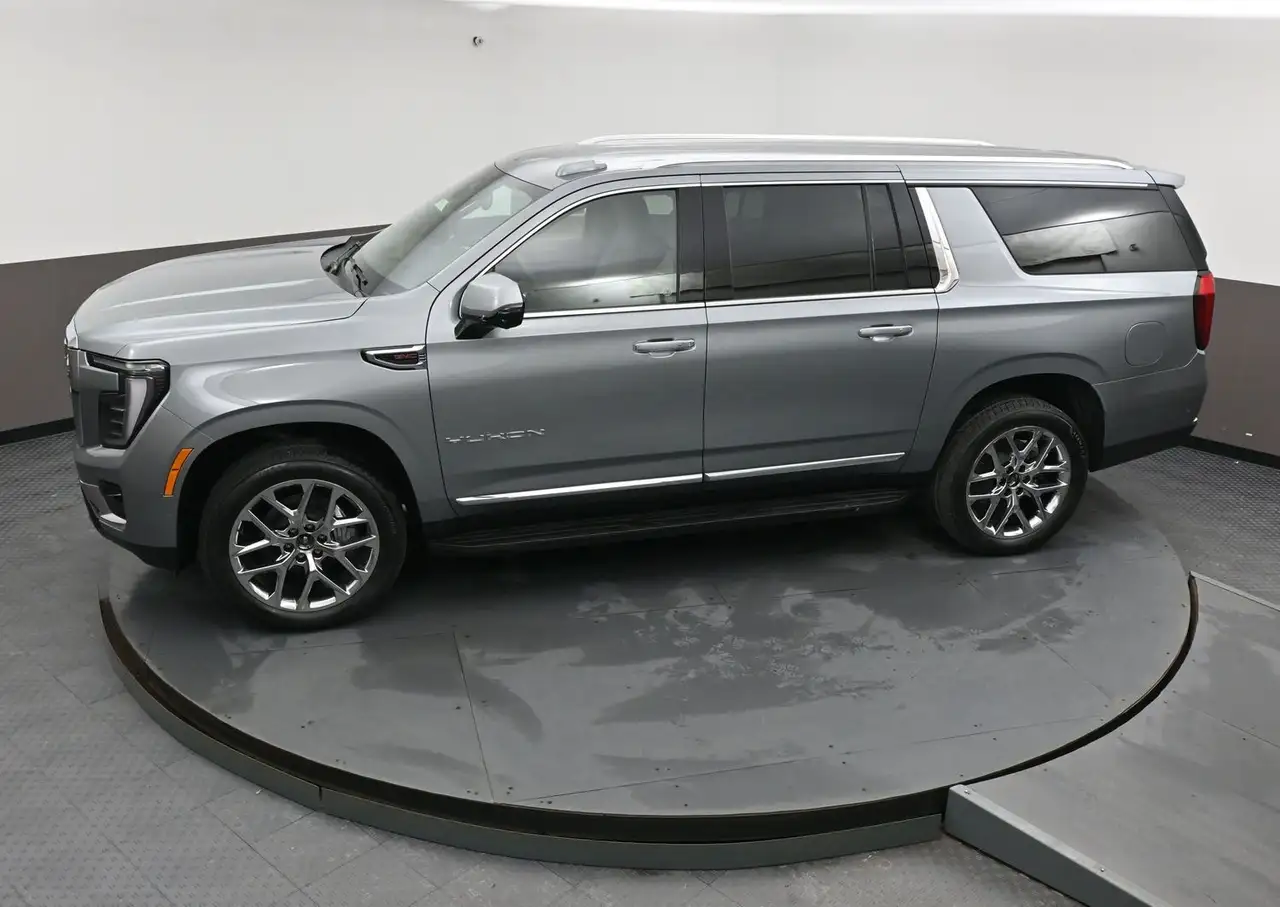 GMC Yukon снимка GMC Yukon