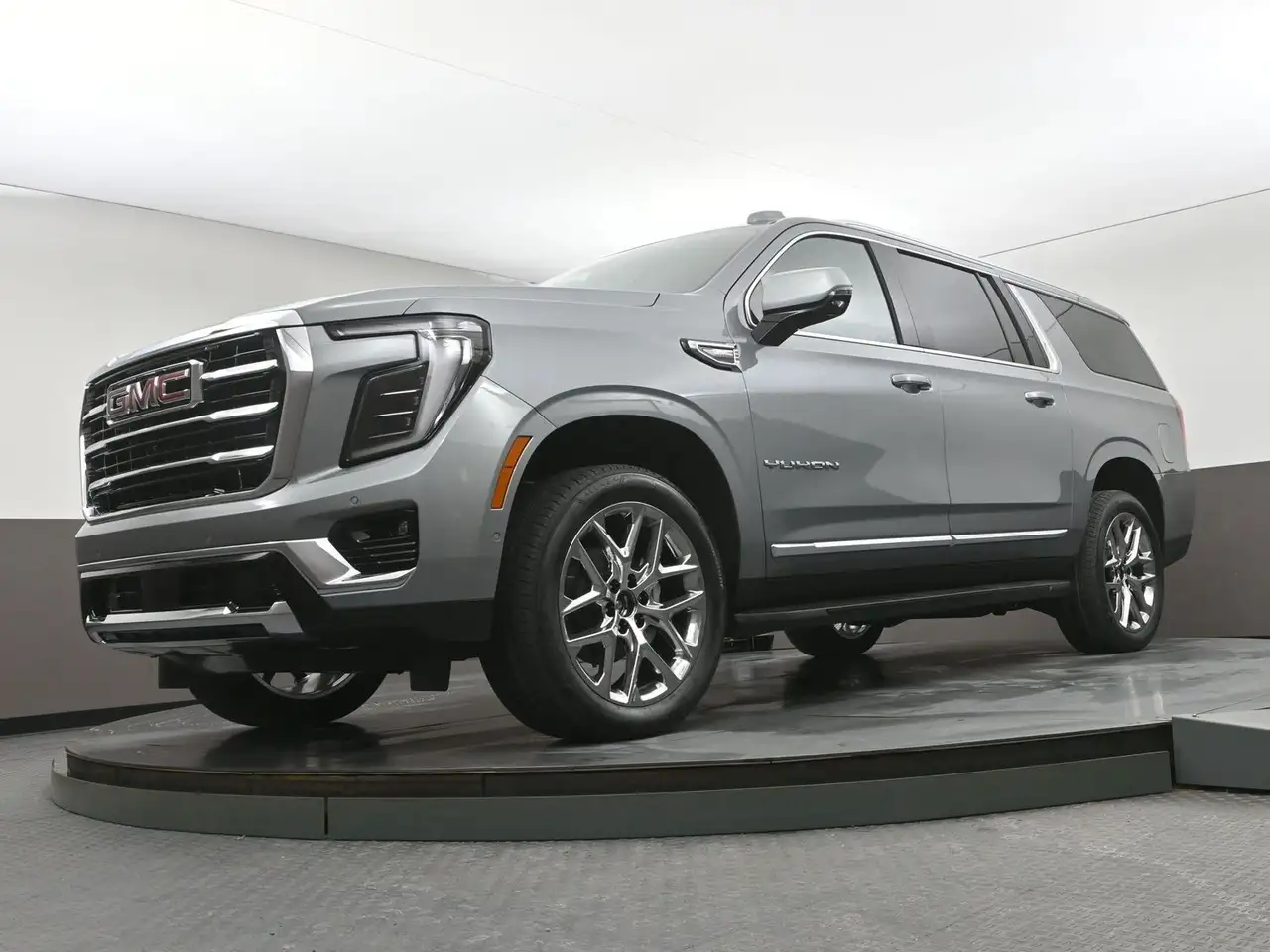 GMC Yukon снимка GMC Yukon