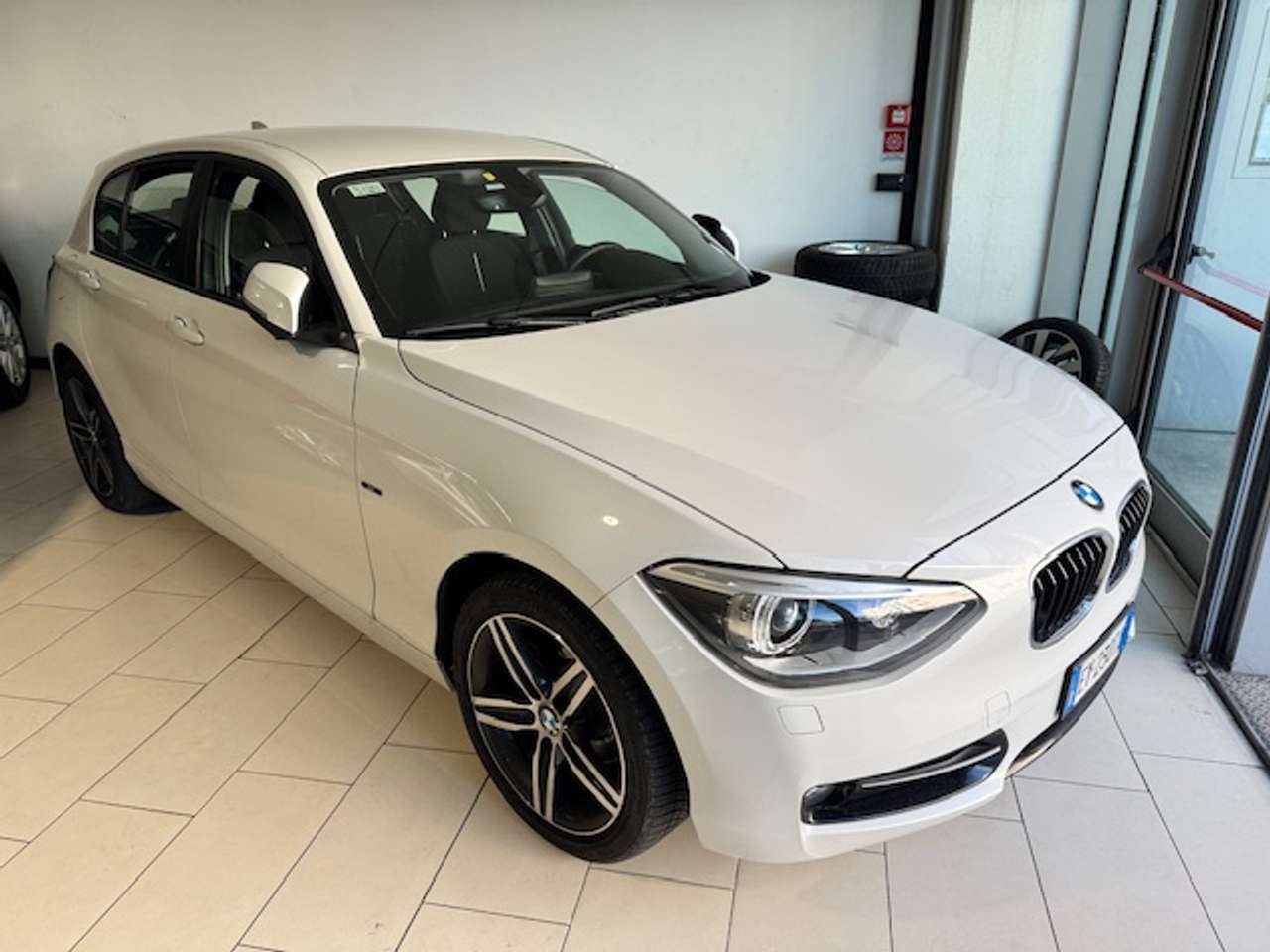 BMW 118 D 5p Sport 143CV Automatico E5B