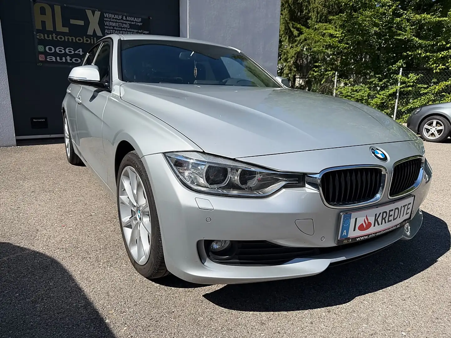 BMW 320 d Silber - 2