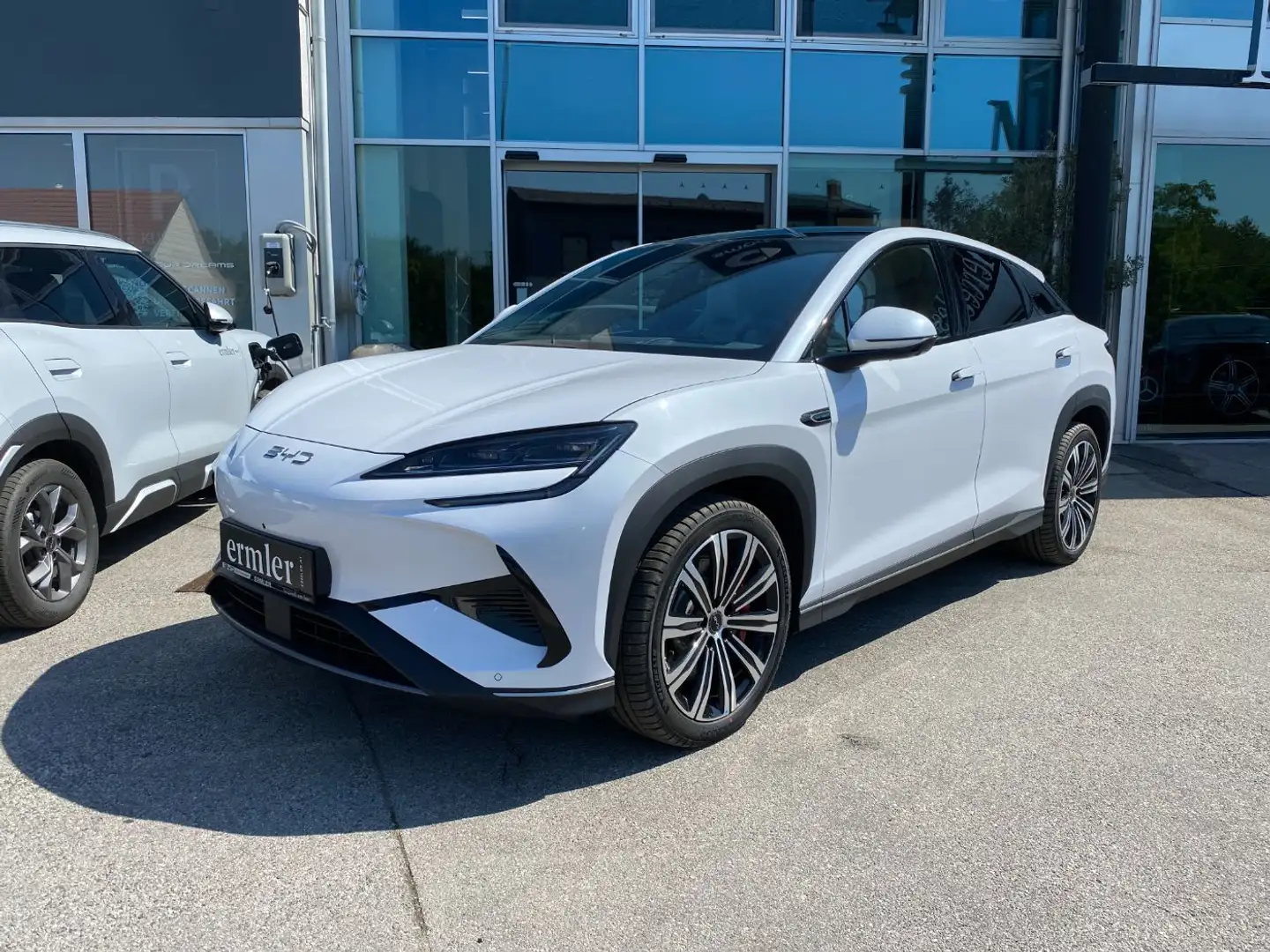 BYD Sealion 7 Excellence AWD Neuwagen * AKTION Weiß - 2