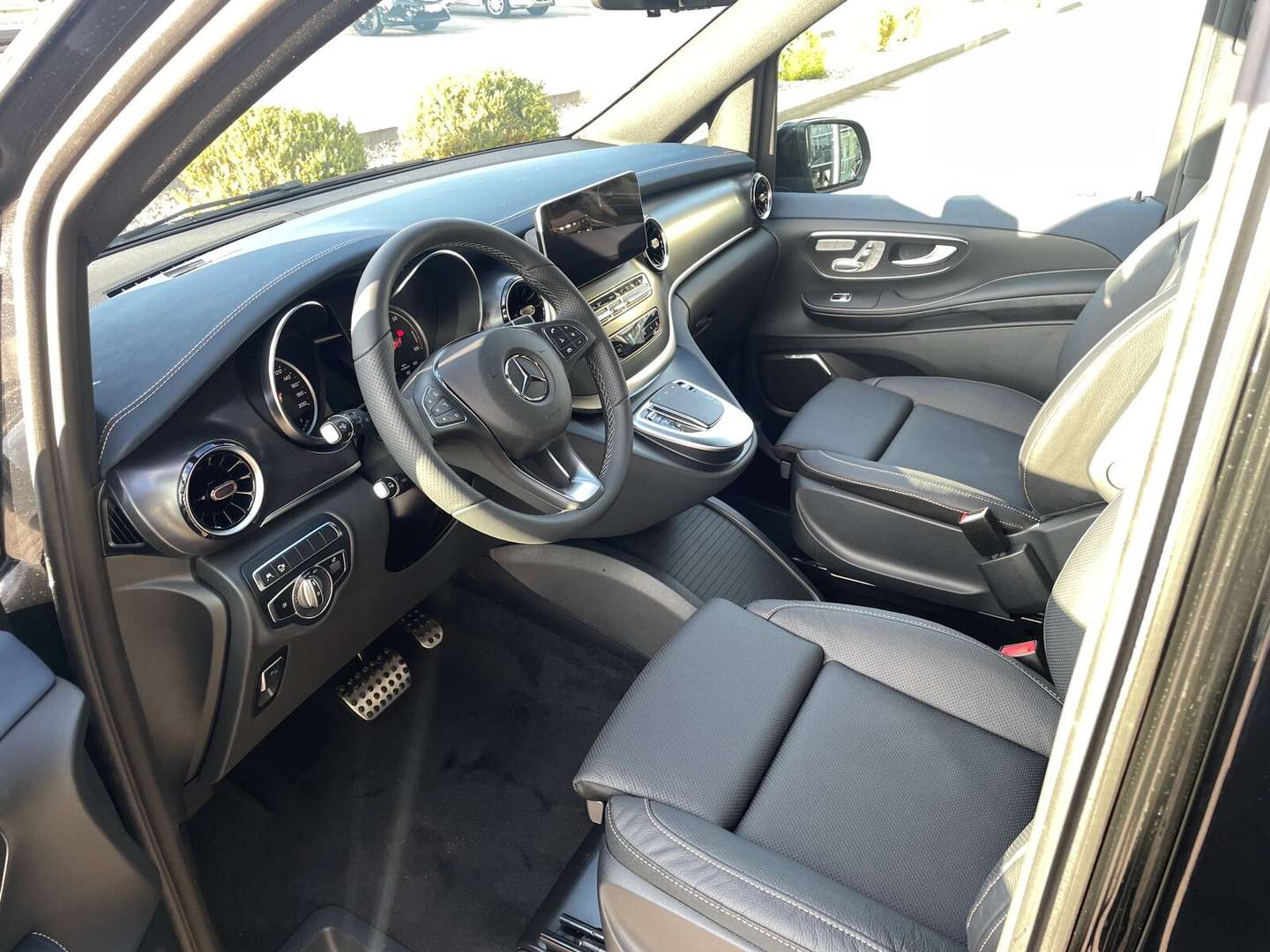 Mercedes EQV Avantgarde - 2023 - Joinsteer - #10