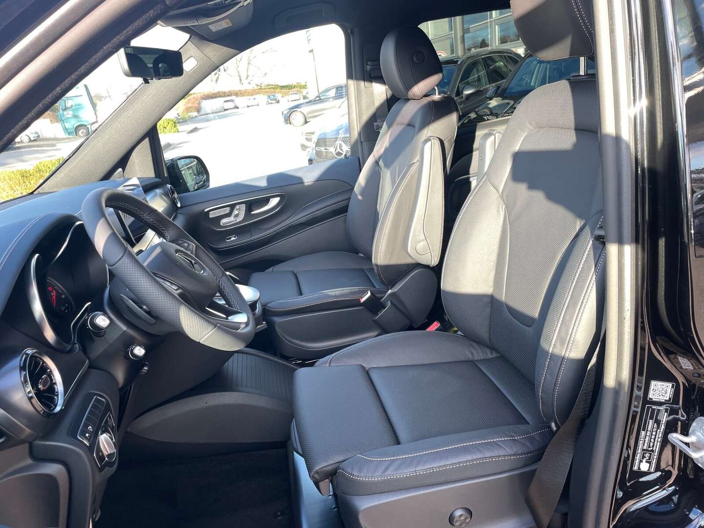 Mercedes EQV Avantgarde - 2023 - Joinsteer - #9