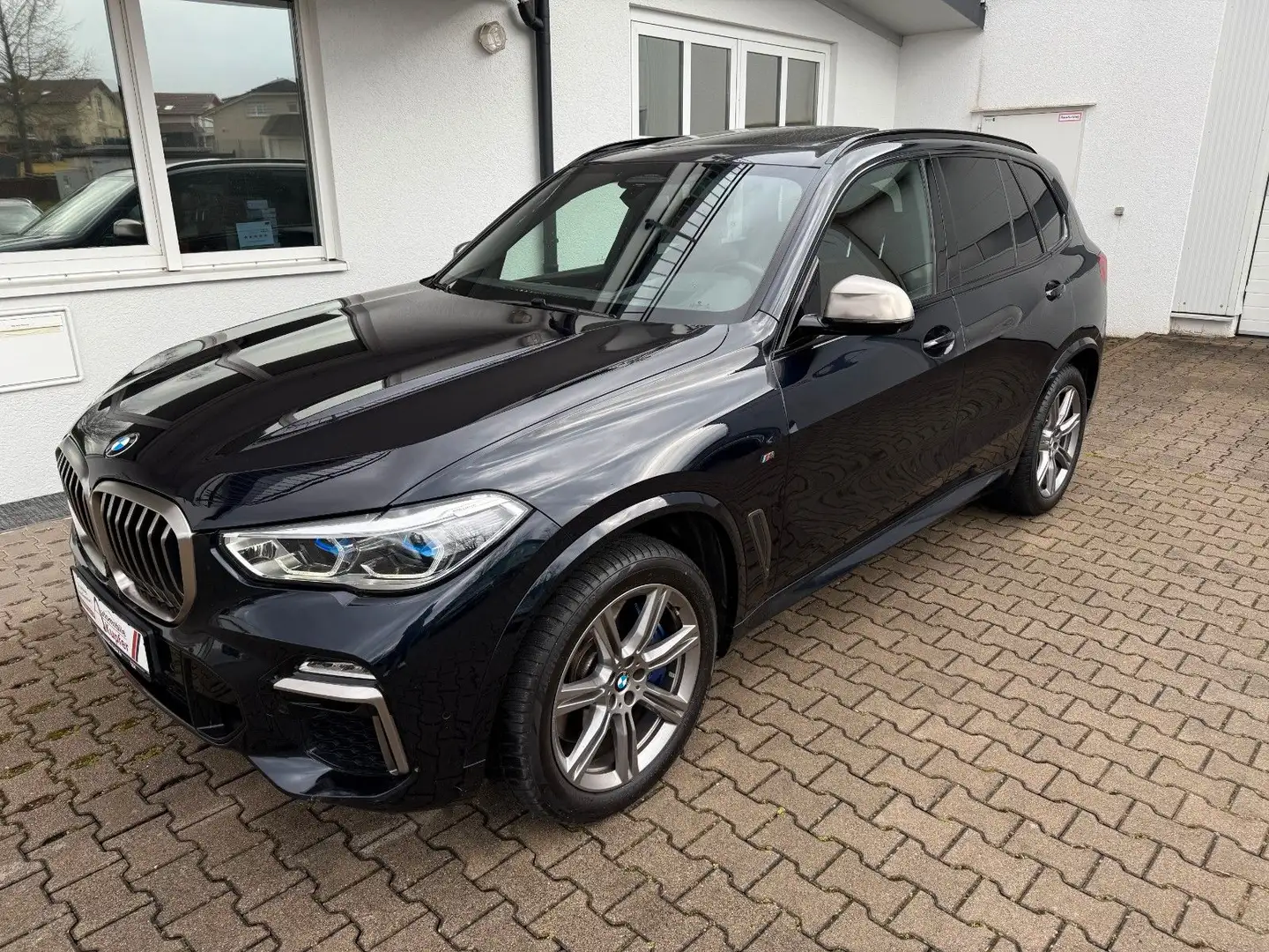 BMW X5 M NightVision Massage Laser HARMAN 360° AHK Zwart - 2