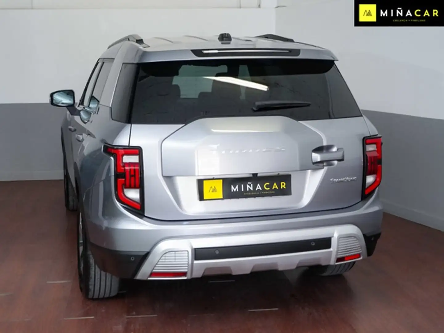 SsangYong Torres G15 Life Aut. Gris - 2