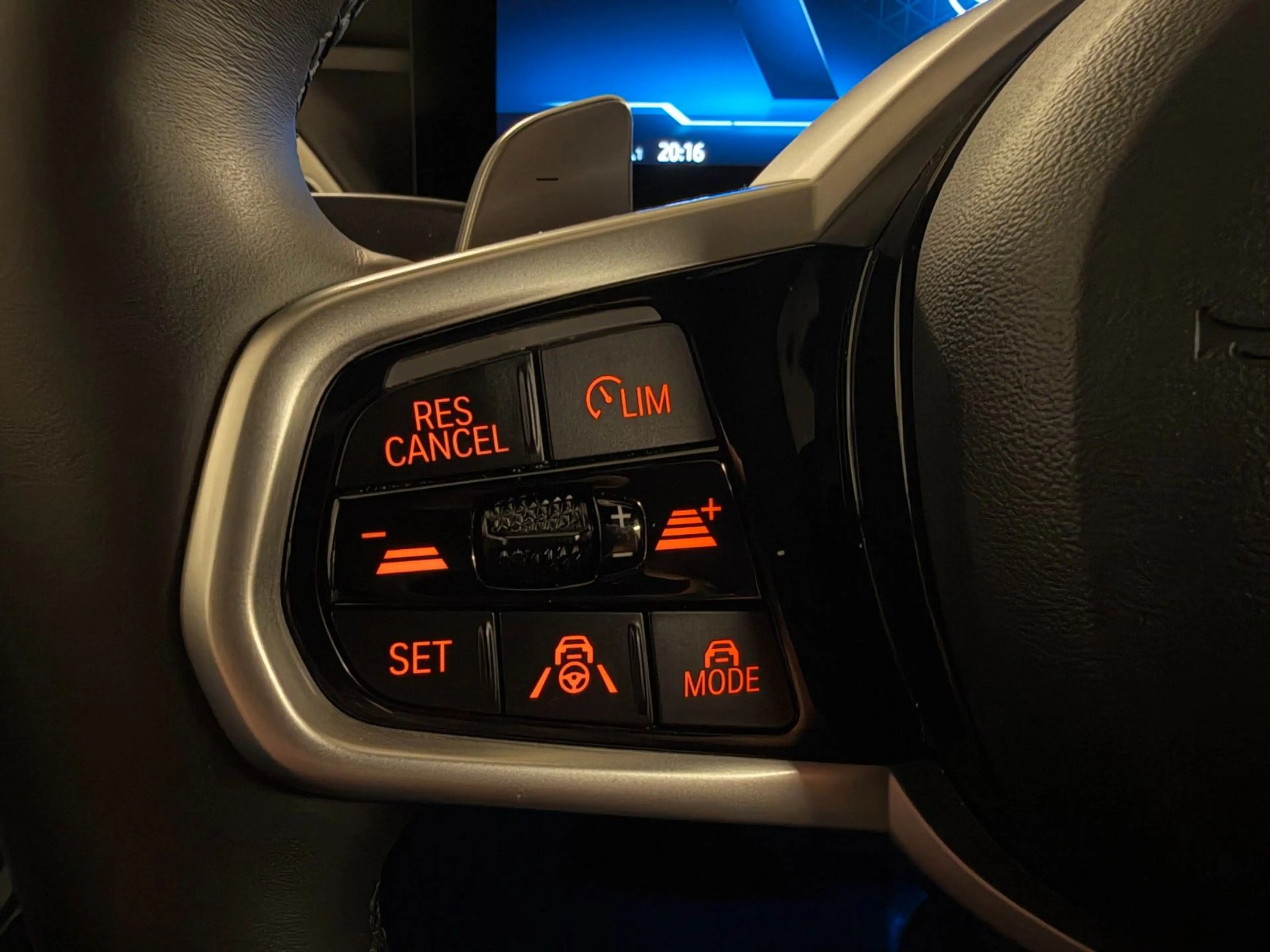 BMW 320 d xDrive M Sport Pro ACC HuD H/K Park 360° — photo 22
