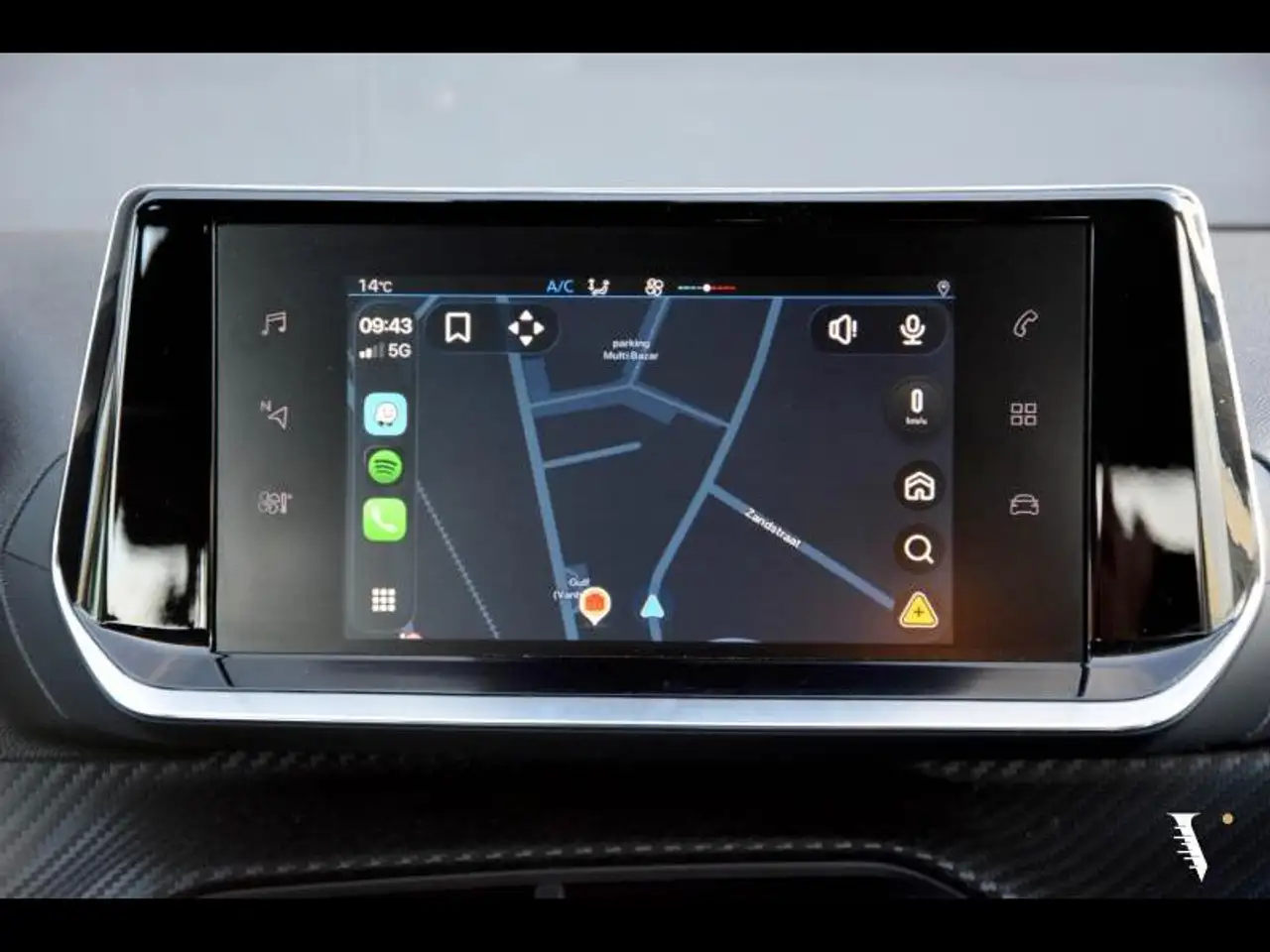 Peugeot 208 CARPLAY | CRUISE | PDC 10