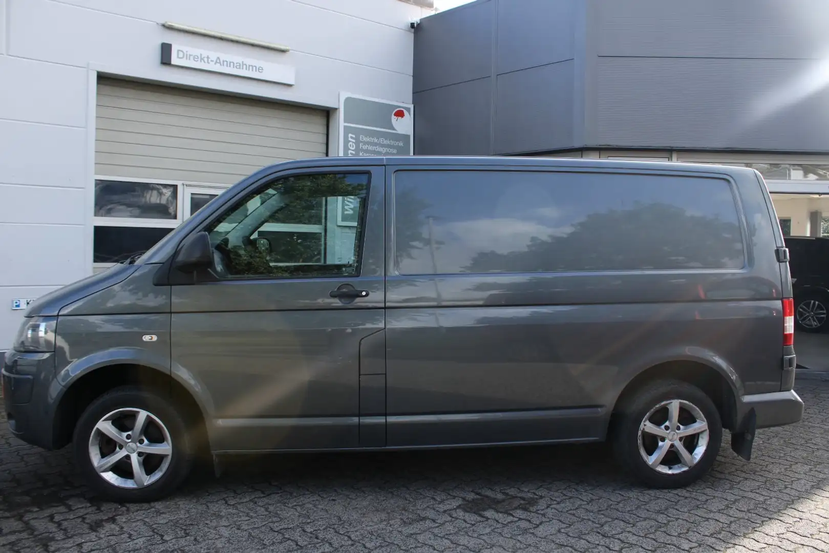 Volkswagen T5 Transporter Kasten-Kombi Kasten Grigio - 2