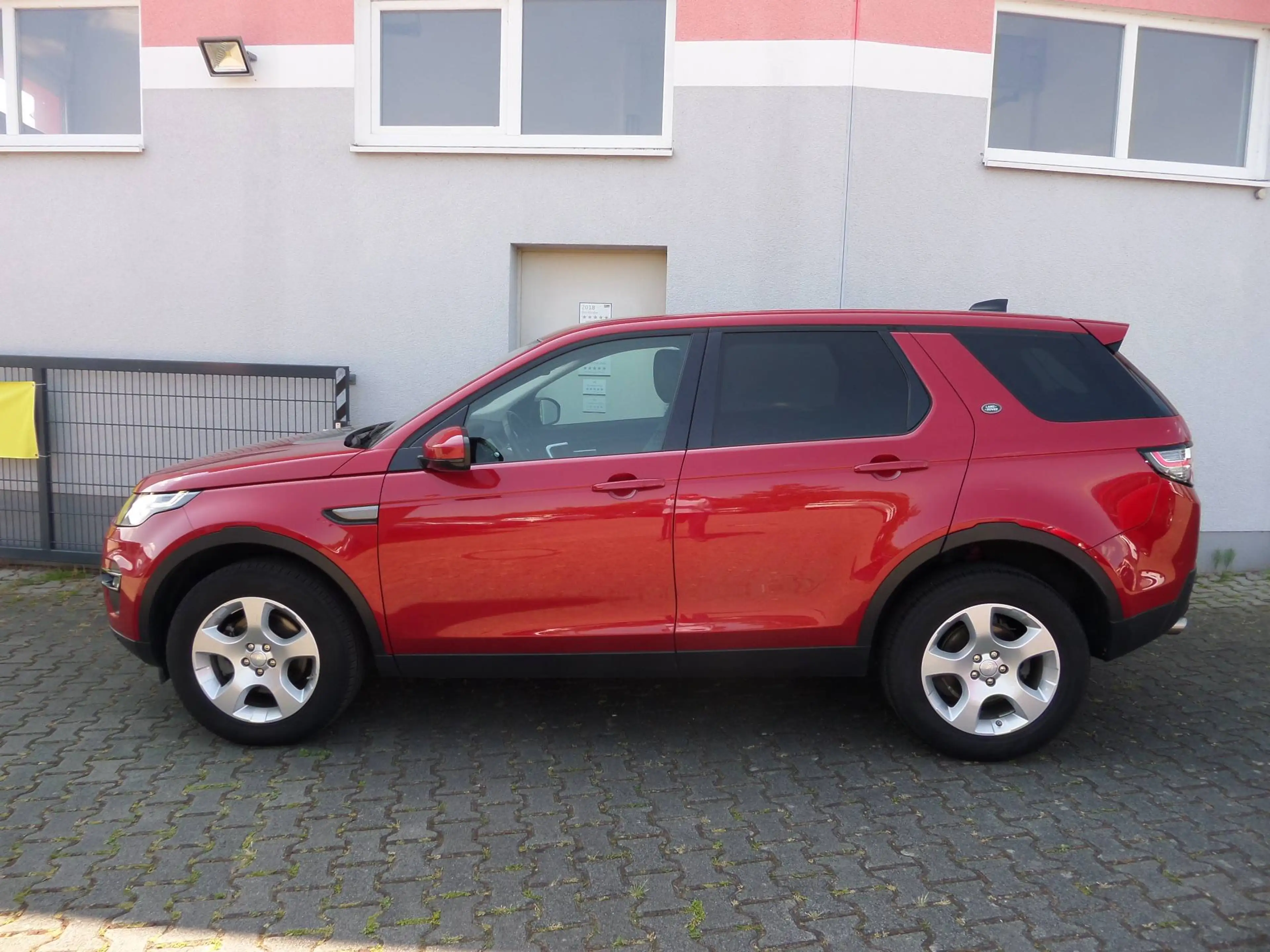 Land Rover Discovery Sport SE AWD+Klimatronic+Xenon+Sound+PDC+Navi+Tempo+1.Hand — photo 6