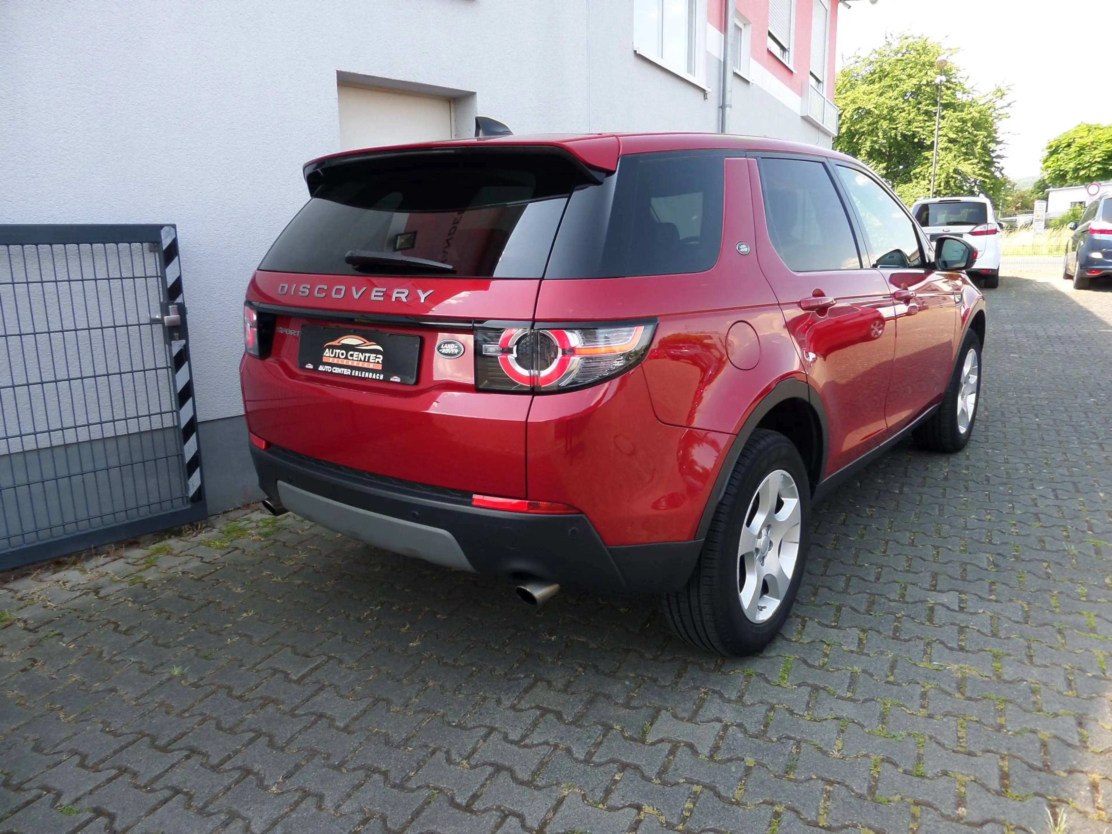 Land Rover Discovery Sport SE AWD+Klimatronic+Xenon+Sound+PDC+Navi+Tempo+1.Hand — photo 3