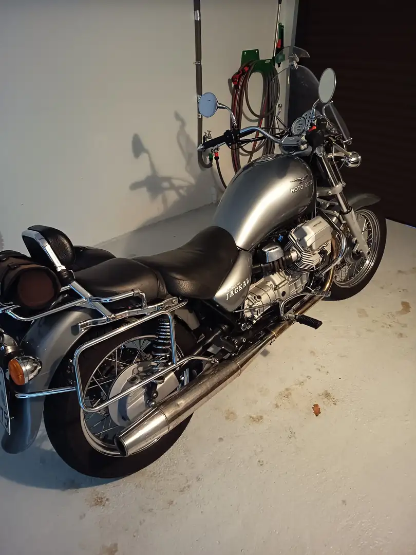 Moto Guzzi California 1100 Jackal Silber - 2