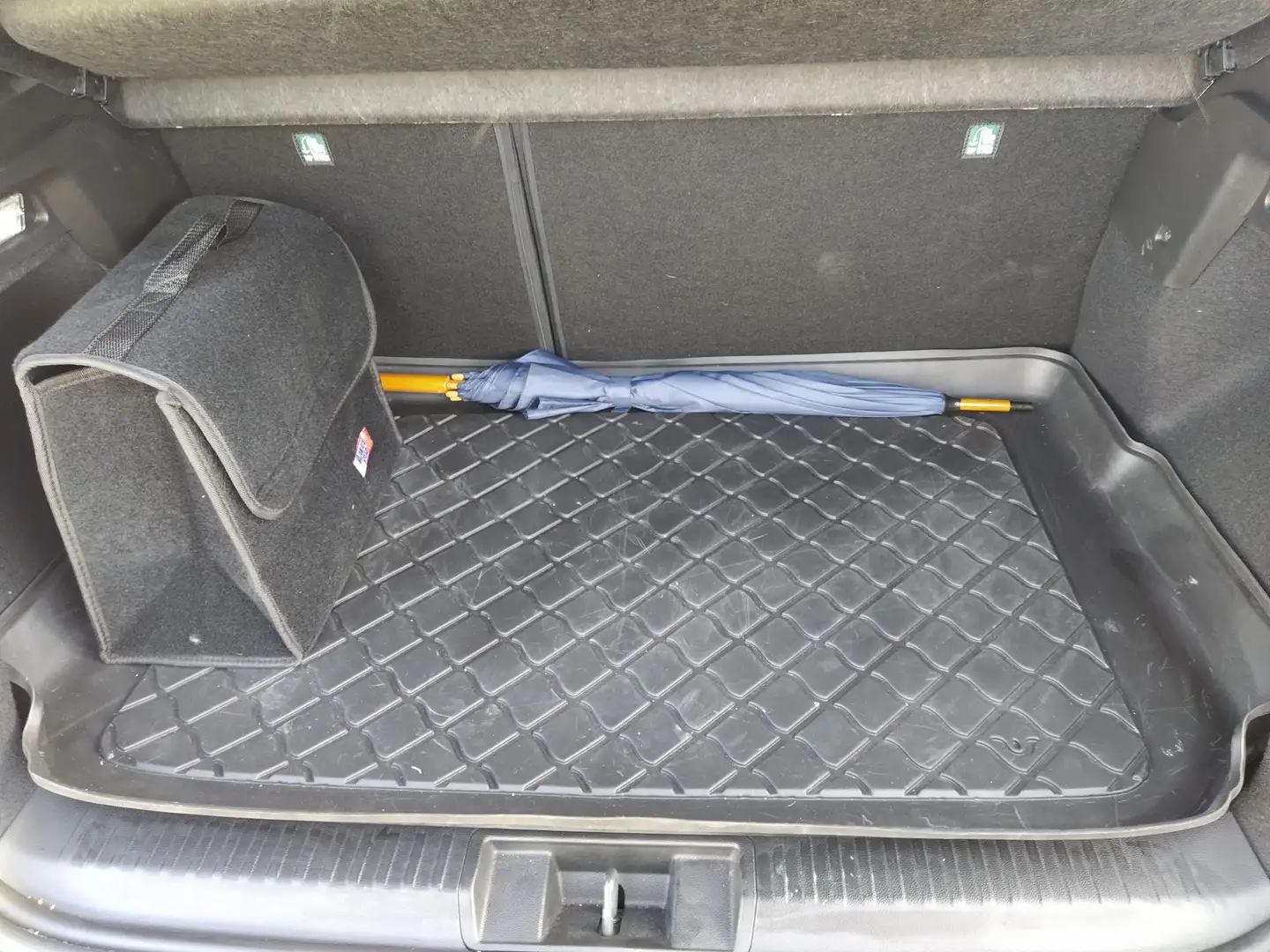 Renault Captur 1.3 tce Intens 140cv fap - 2