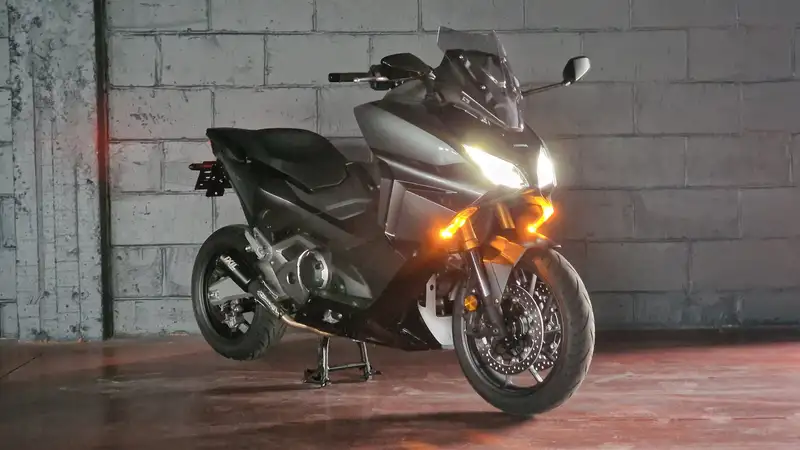 Honda Forza 750 - foto 7