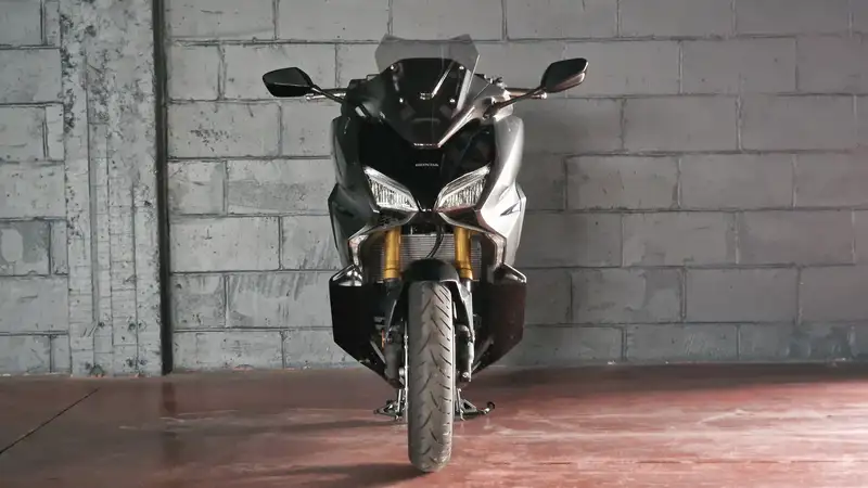 Honda Forza 750 - foto 5