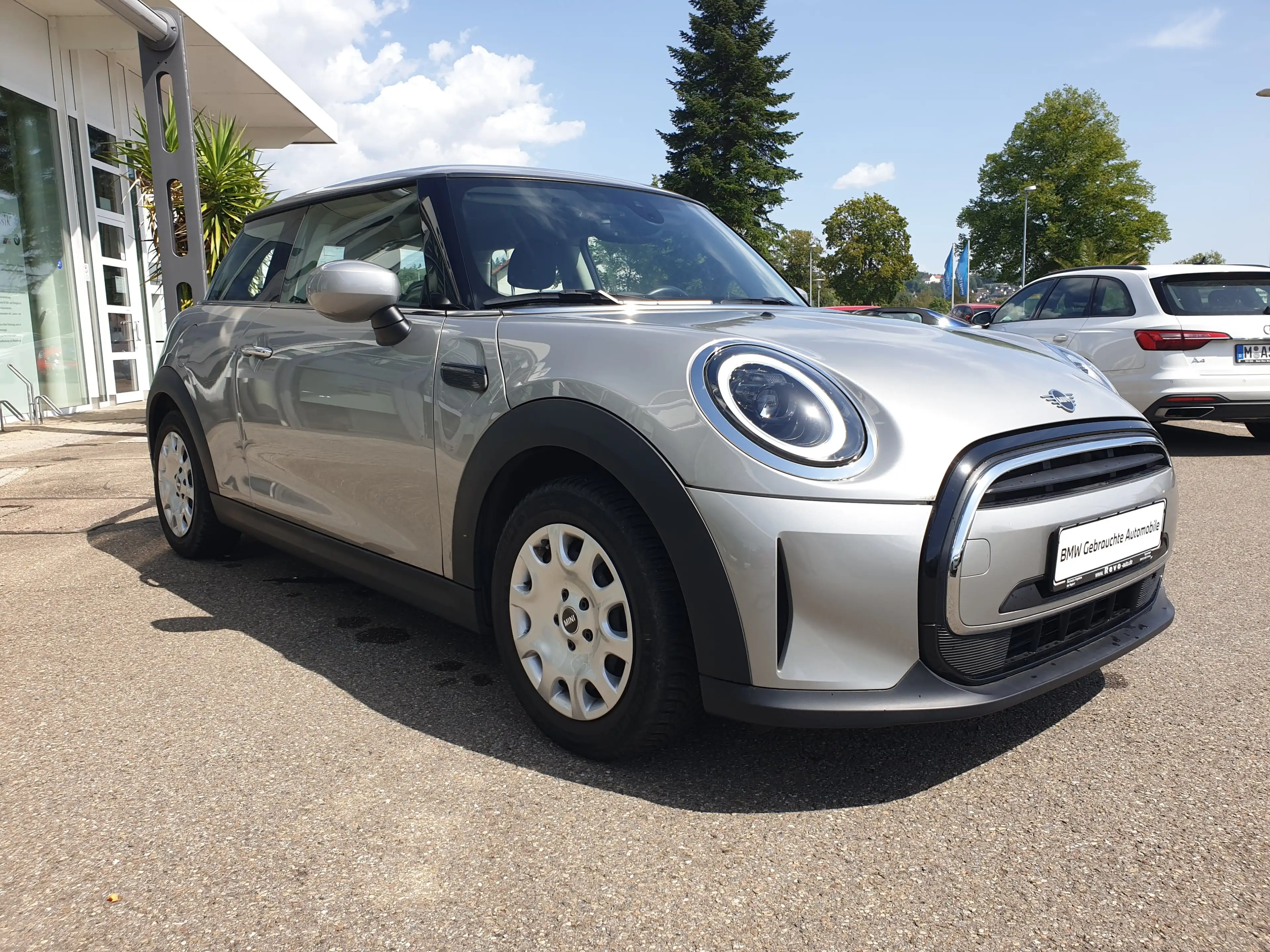 MINI Cooper Essential Trim Aut PDC Tempo DriveAss — photo 3