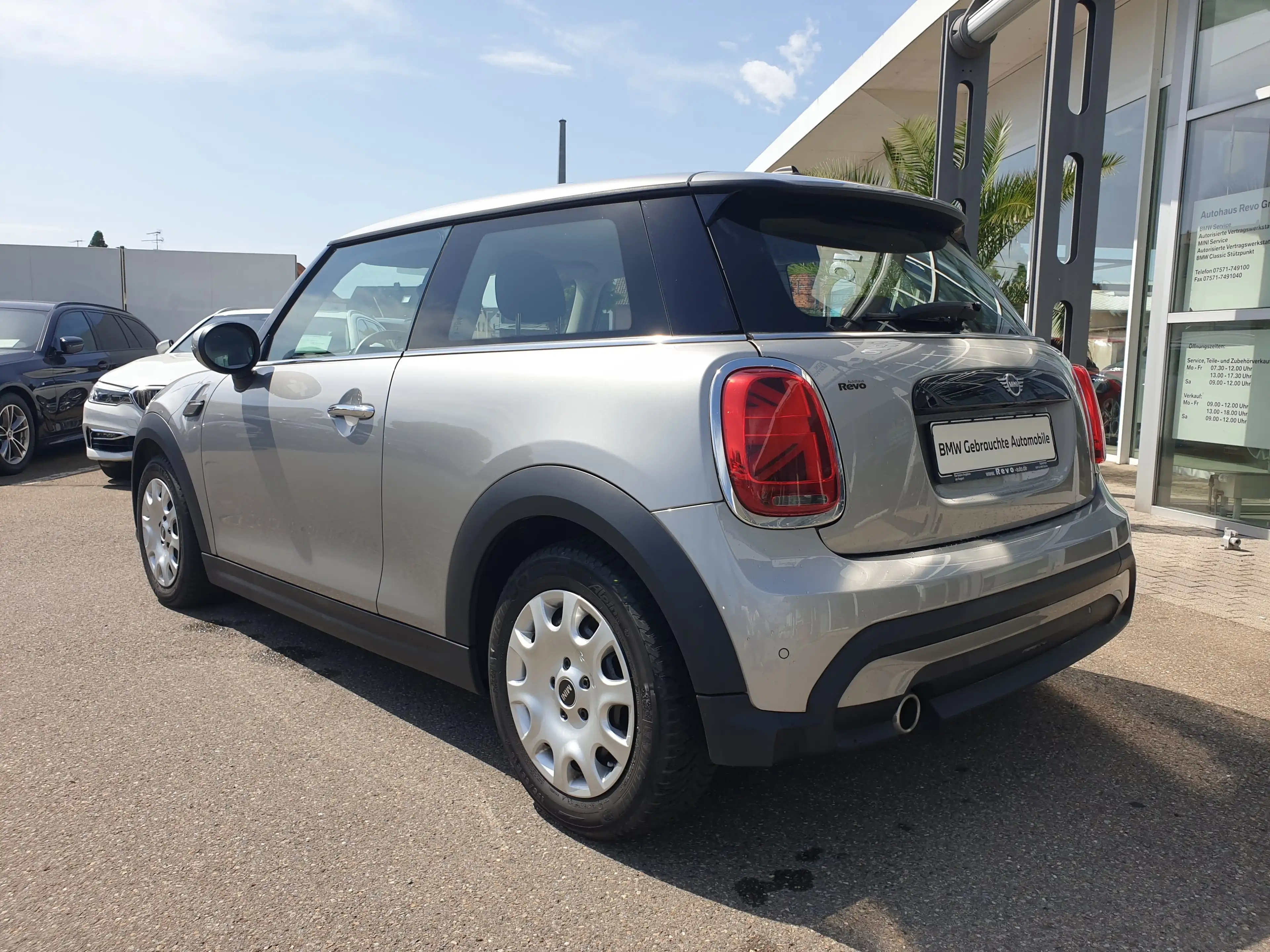 MINI Cooper Essential Trim Aut PDC Tempo DriveAss — photo 6
