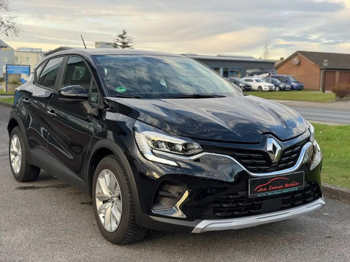 Renault Captur II Evolution Schwarz - 1